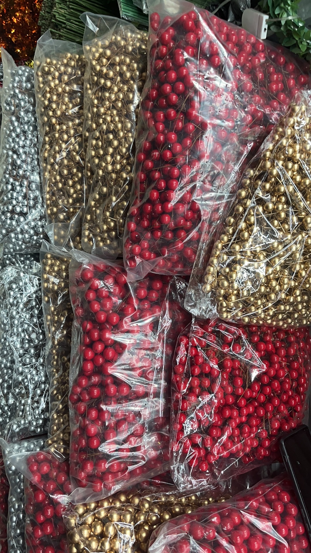 Red fruit thumbnail
