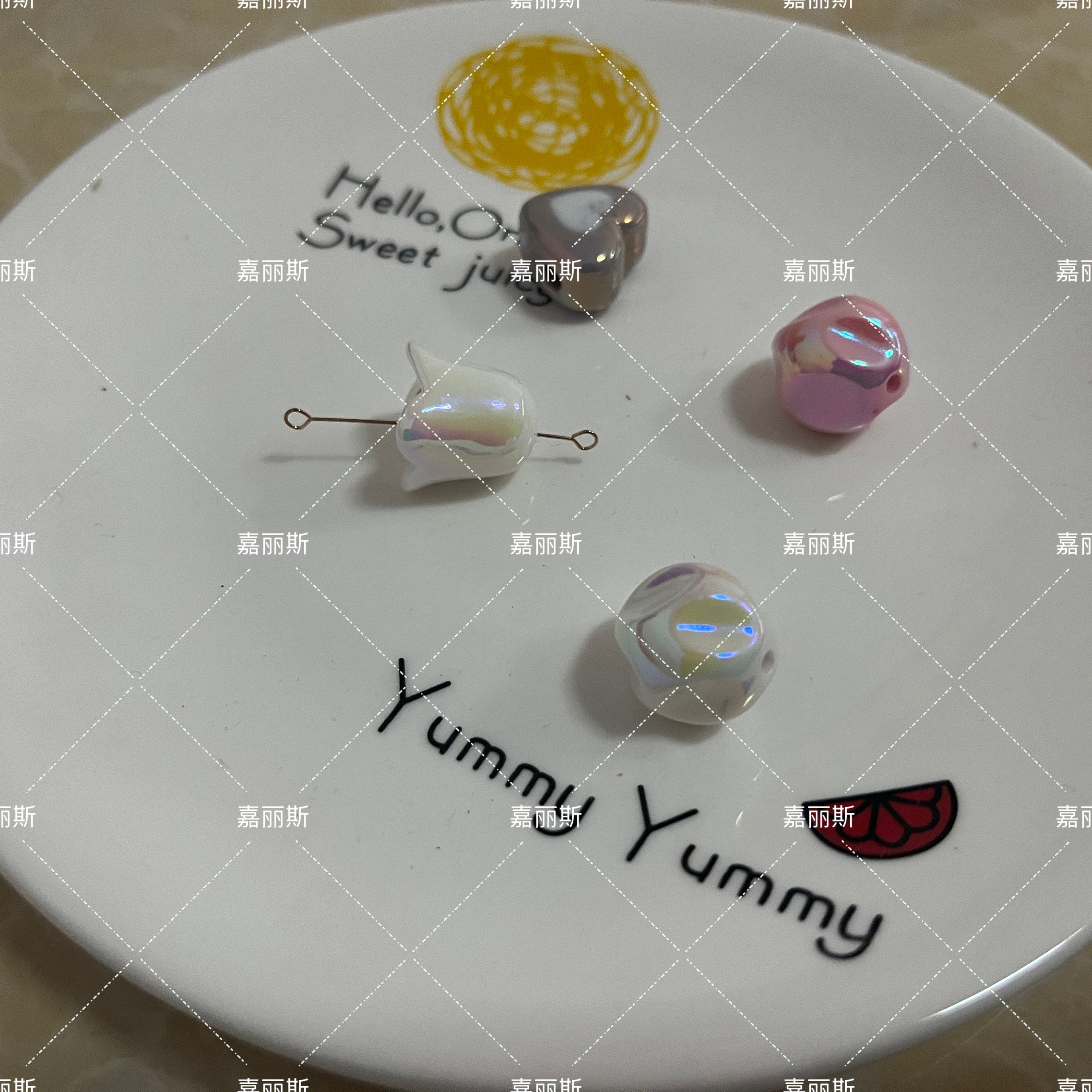 In 2023, we offer direct sales, wholesale and retail of electroplated jewelry accessories. We can customize butterfly petals and flowers based on samples Item Picture