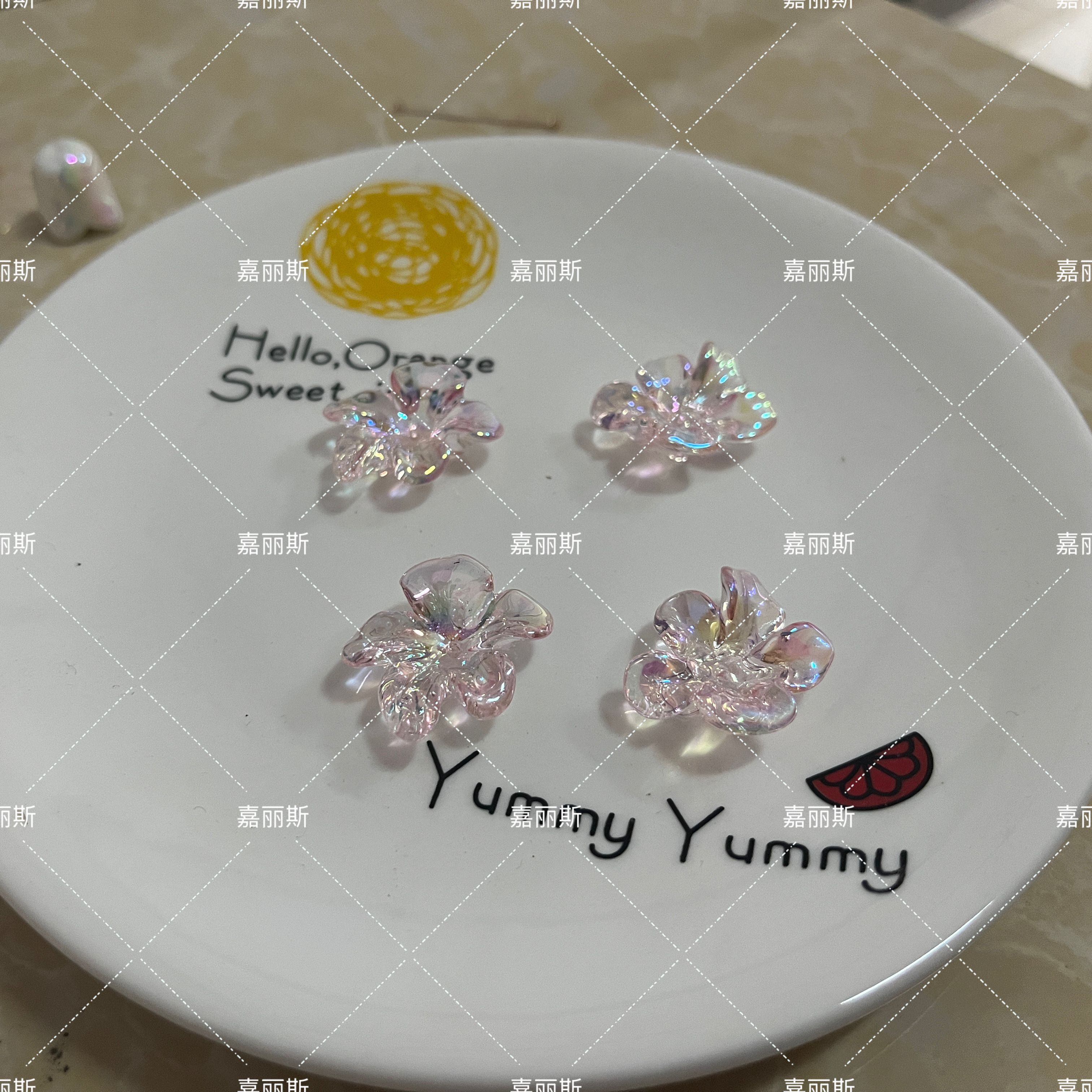 In 2023, we offer direct sales, wholesale and retail of electroplated jewelry accessories. We can customize butterfly petals and flowers based on samples detail image 4