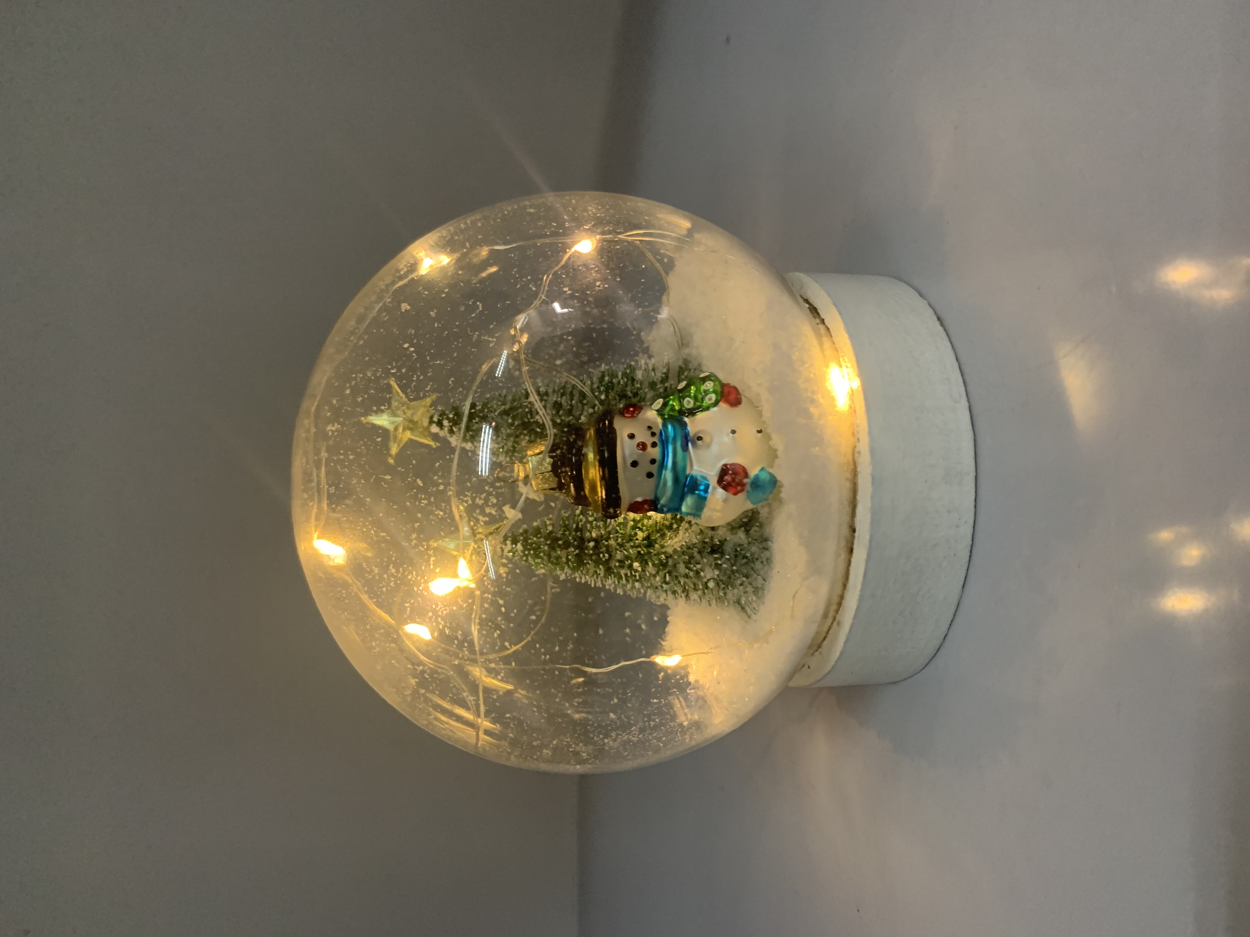 Christmas Ball Light details Picture