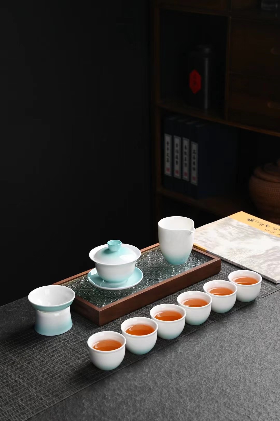 Lamb Fat Jade Gradient Cover Bowl 10-Piece Tea Set details Picture