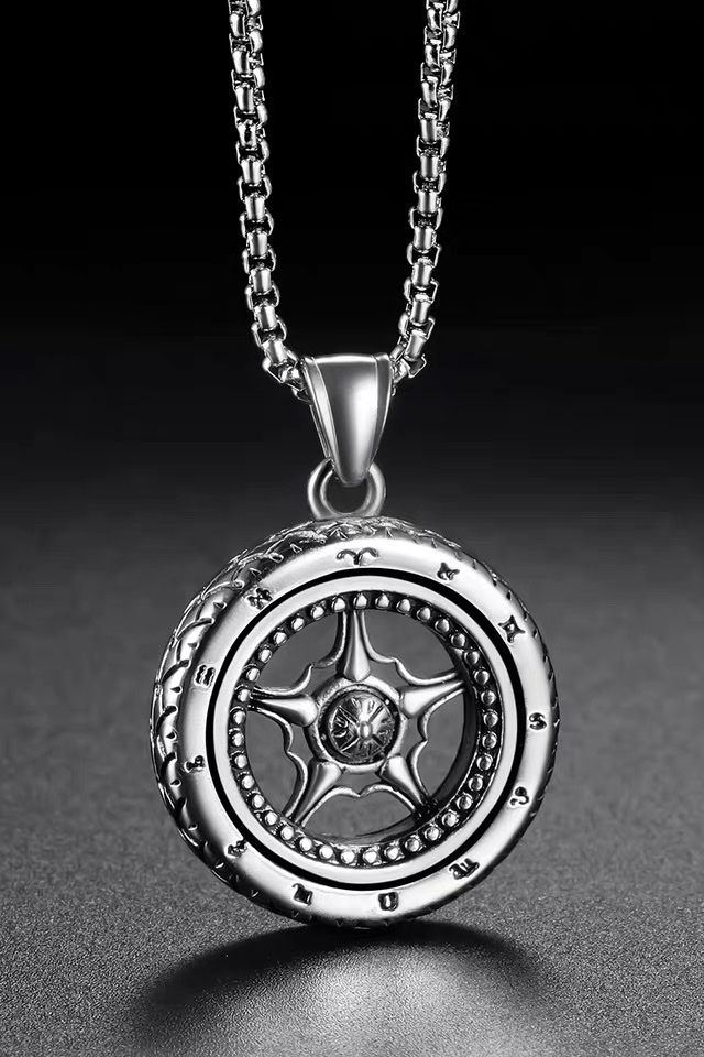 European and American fashionable casual pendants. full figure