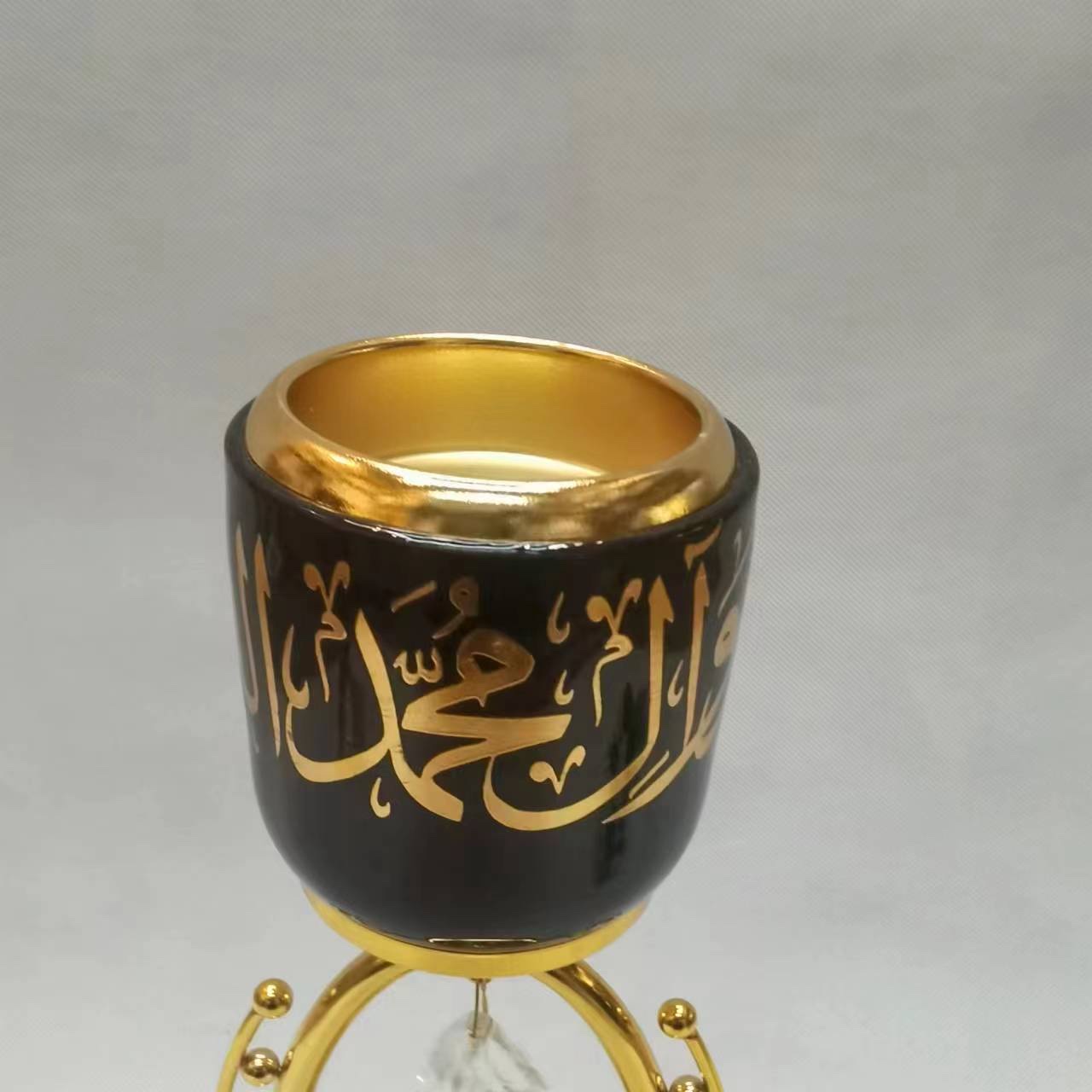 Aromatherapy Candlestick Allah Metal Candlestick Simple Alloy Candlestick Decoration Brass Candlestick Wedding Props Creative Candlestick Wholesale Application Scenario