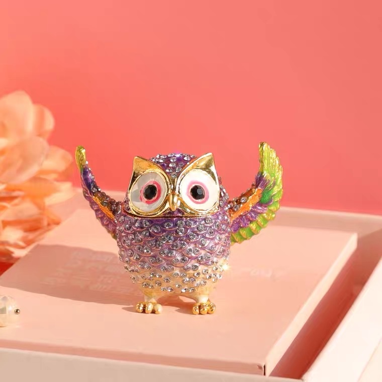 Alloy Animal Jewelry Box Owl Ornament With Diamond Owl Gift Ornament Application Scenario