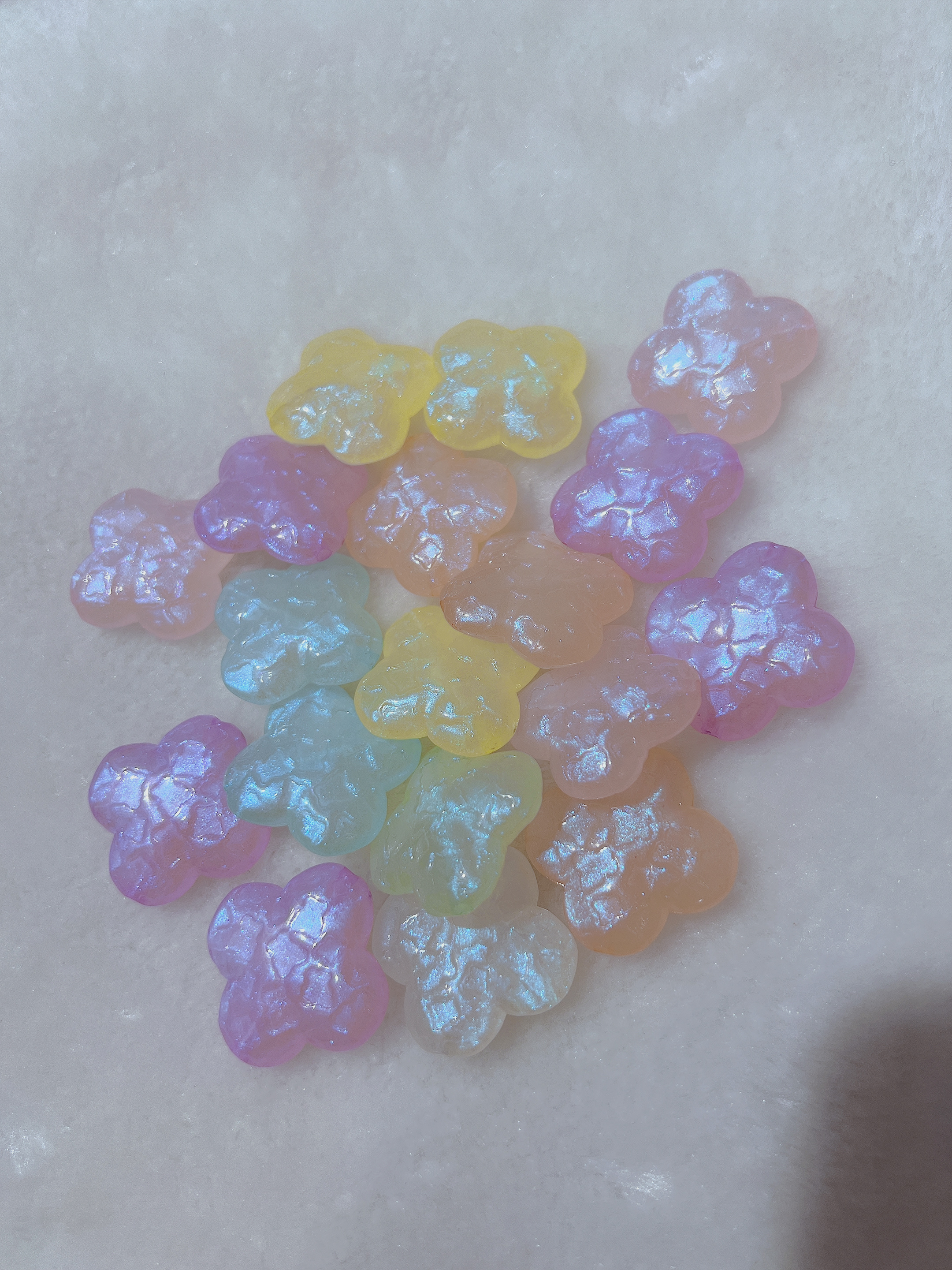 Xinyang Mermaid Luminous Beads Big Four-Leaf Clover Star Beads Jewelry Accessories Diy Live Burst Star Beads Spring Color Acrylic Beads 00088