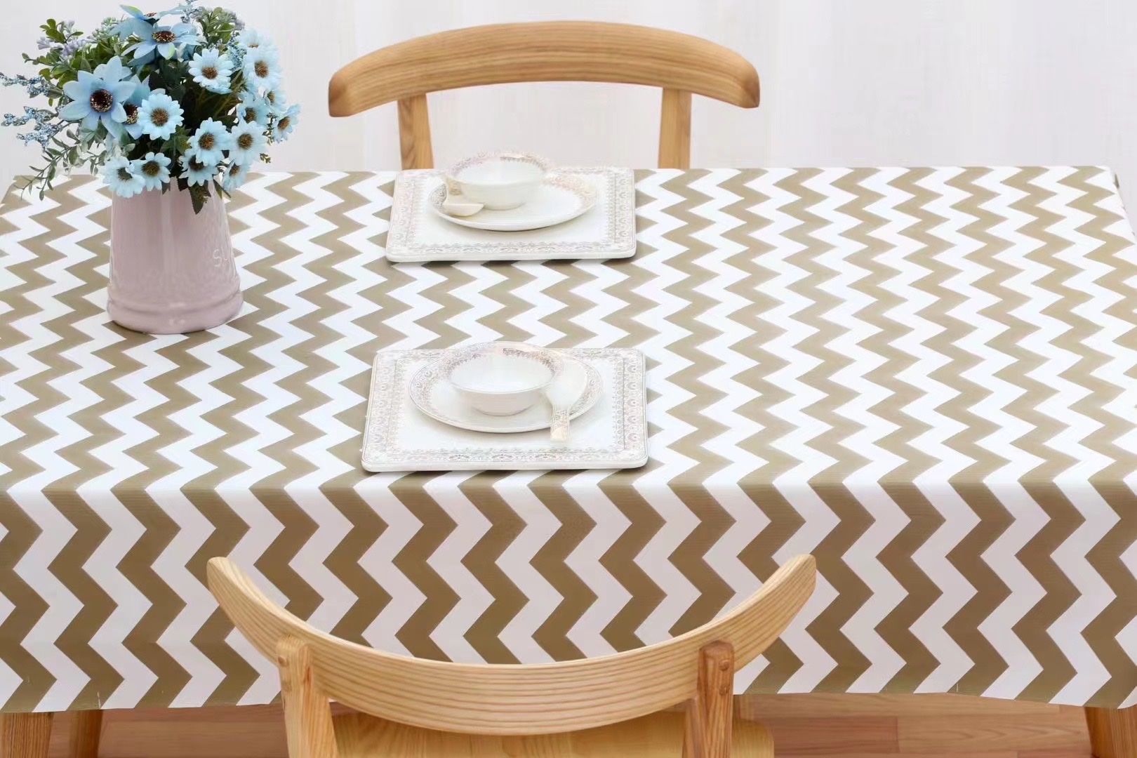 Table Cloth Peva137-183Cm Application Scenario