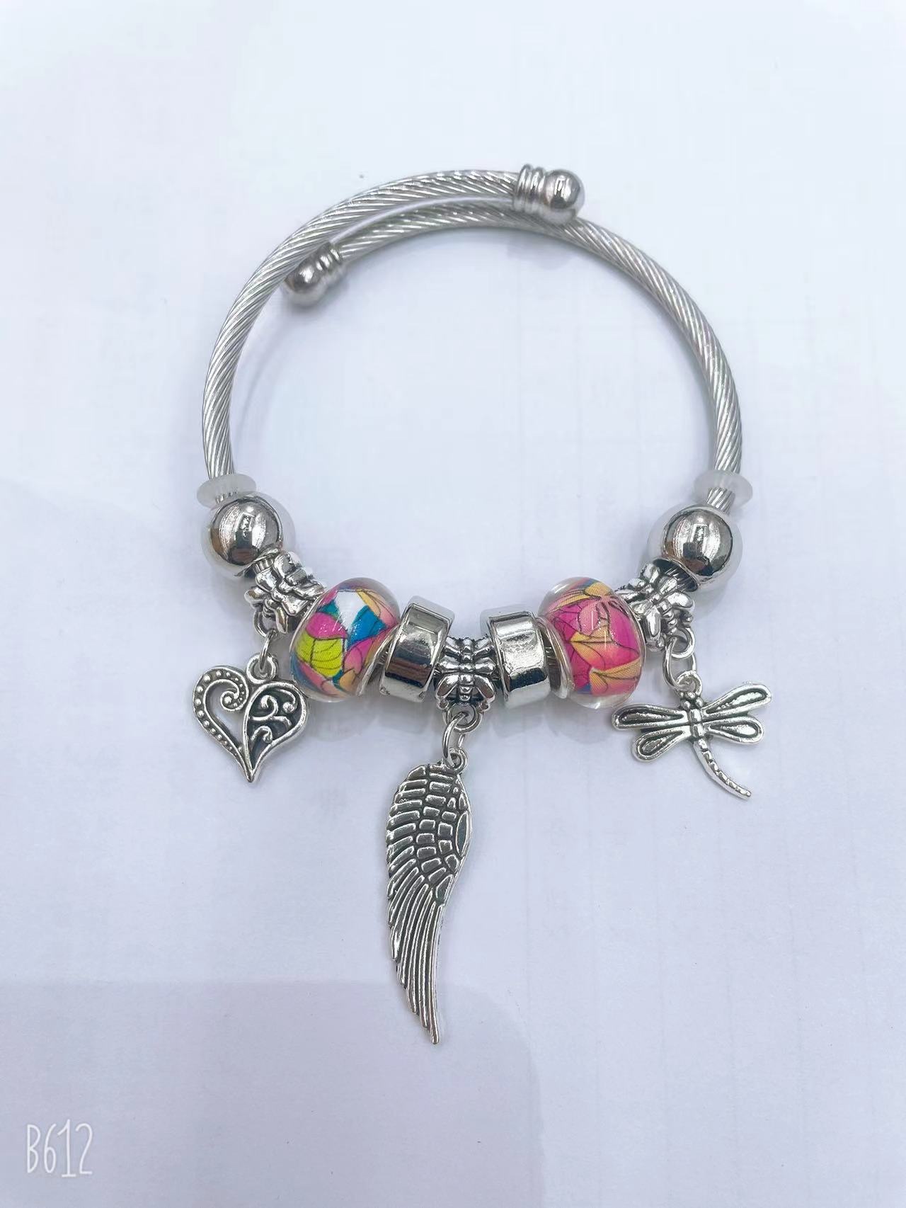 不锈钢伸缩手镯，款式新颖，中东，欧美流行款式，欢迎选购