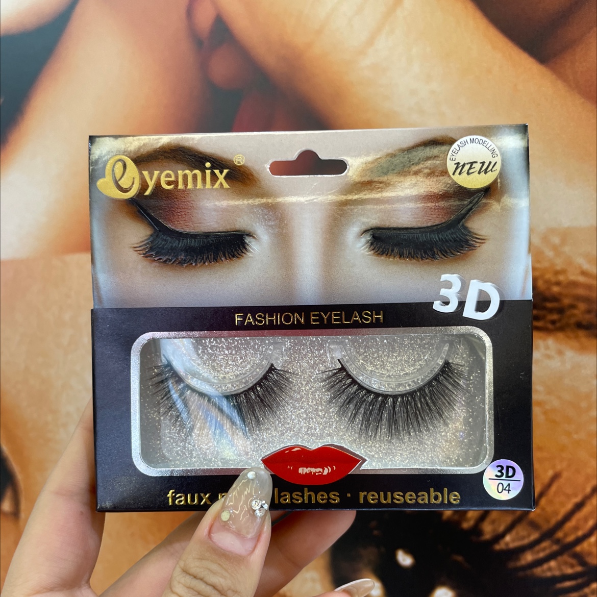 A Pair Of False Eyelashes Gold Packaging Can Be Customized Optional Style Thick Natural Style