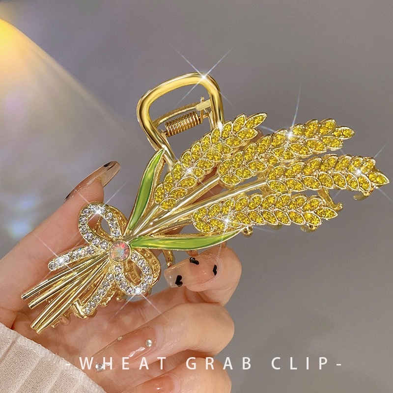 The Metal Wheat Ear Hair Clip At The Back Of The Head Has A High-End Feel. It Is A Large-Sized Shark Clip Headpiece And Hair Clip From The National Trend Series Specification drawing
