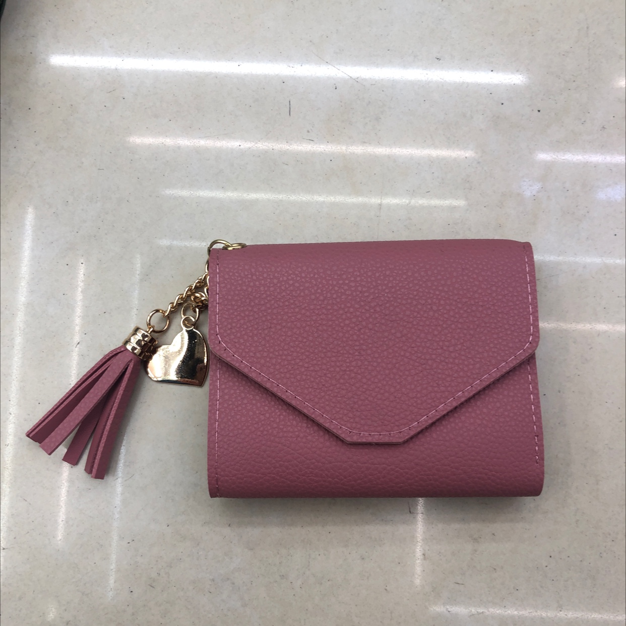 Love Pendant Three Fold Small Wallet details Picture