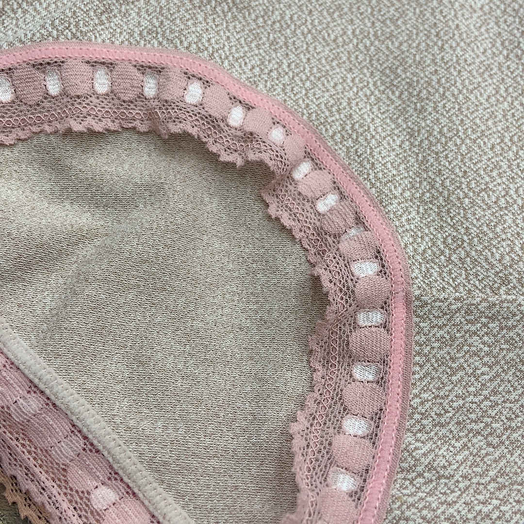 8997 Women's Mid-Waist Wormwood Panties details Picture