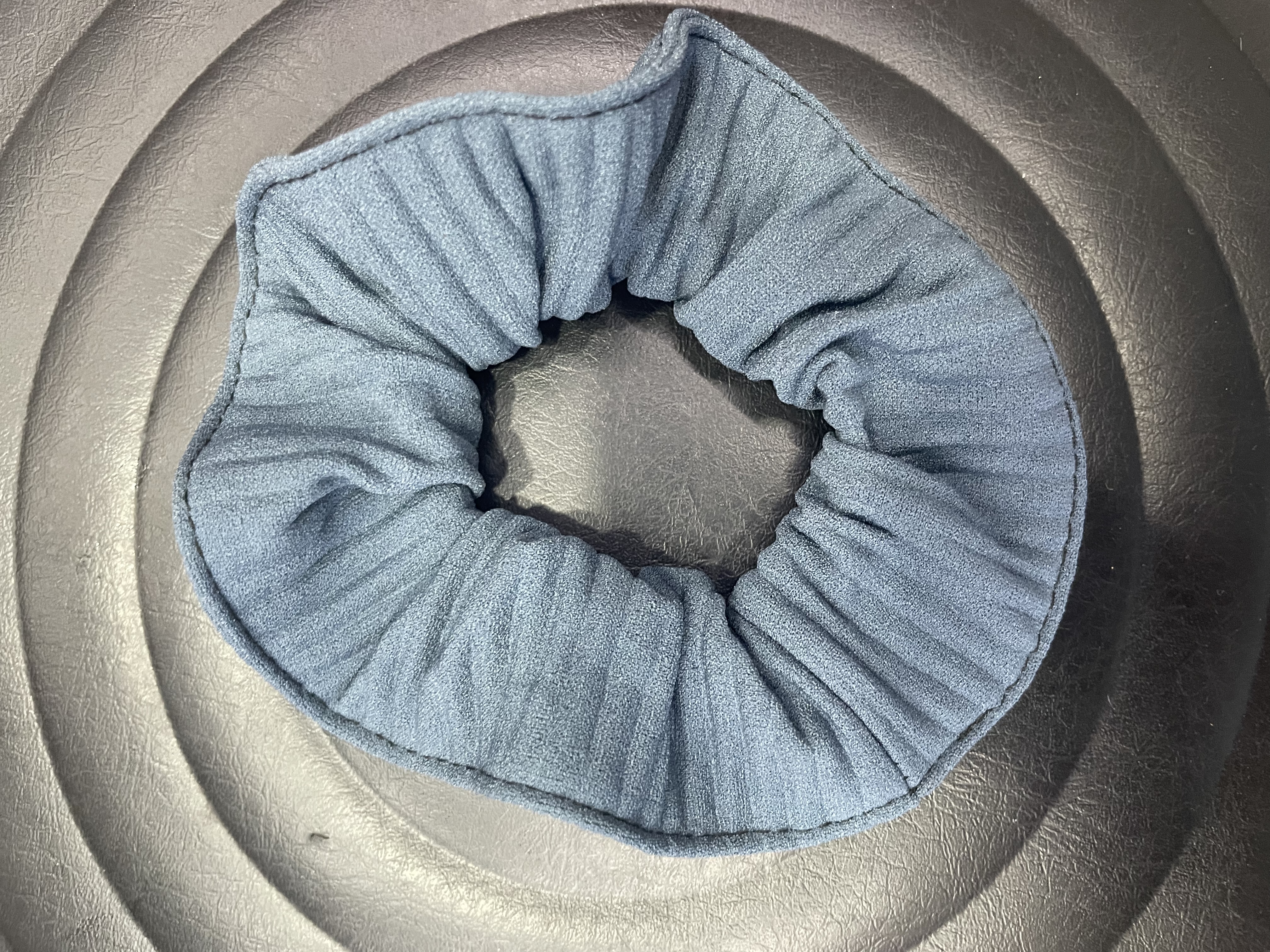 Creased Bright Line Scrunchie For Women Simple Colon Circle Retro French Korean Instagram Hair Accessories Specification drawing