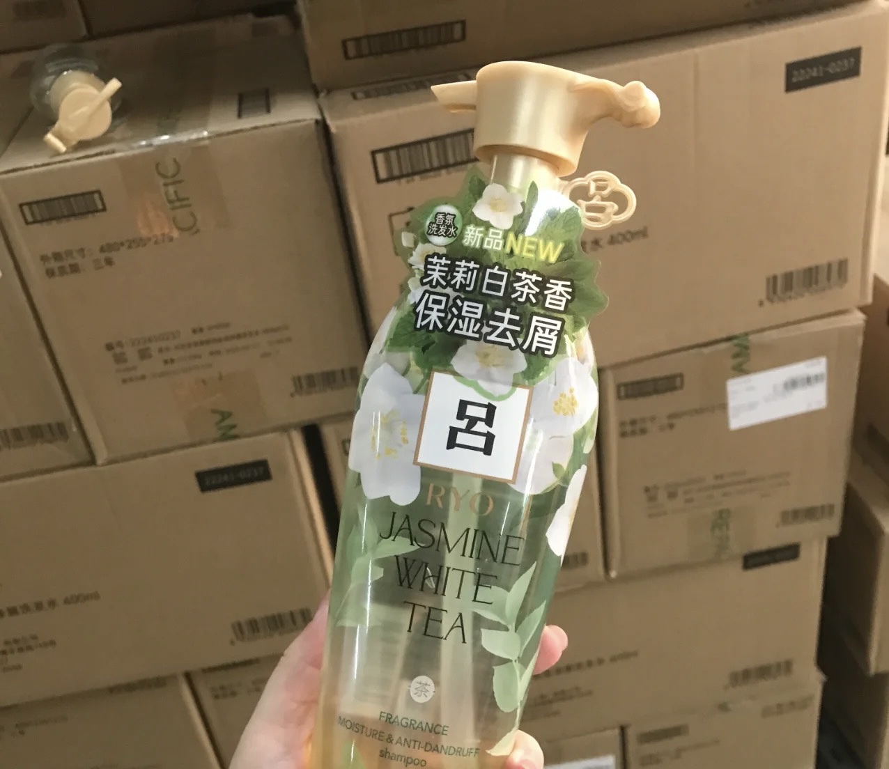 Jasmine White Tea Fragrant Moisturizing Anti-Dandruff Shampoo 400Ml Item Picture