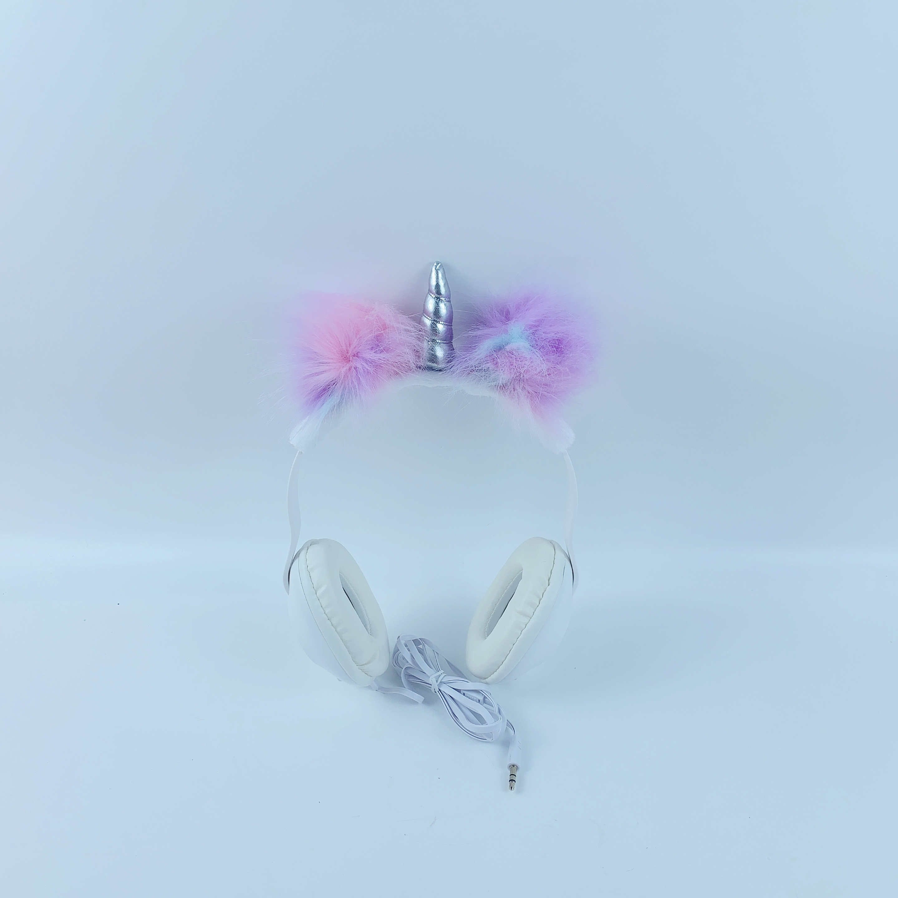 Unicorn Longhair Ball Headwear 3.5 Jack Cartoon Gift Headphones Application Scenario