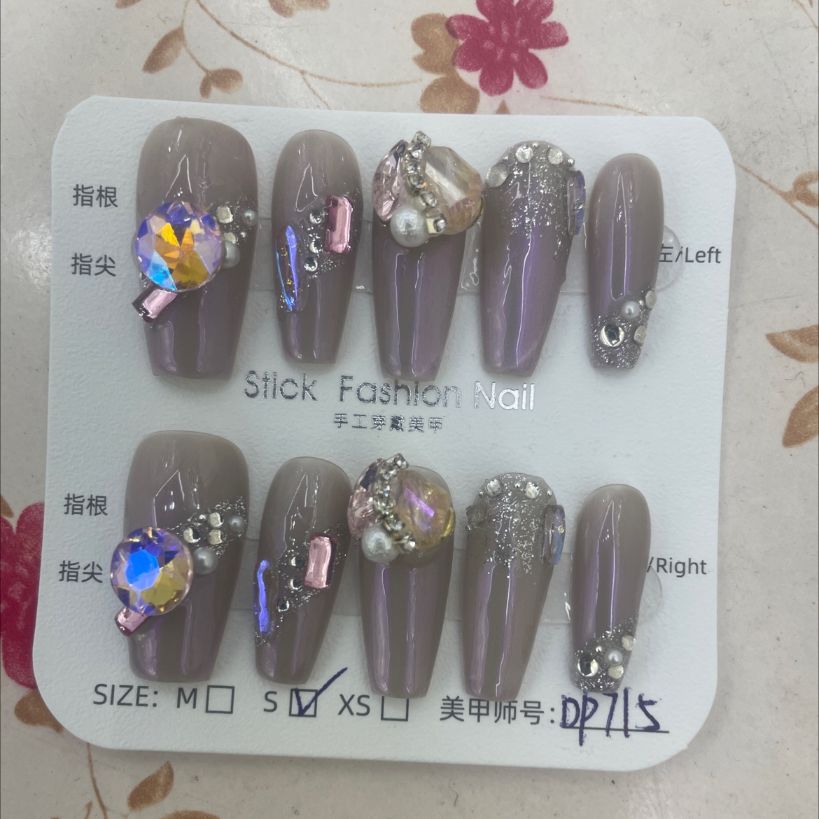handmade nail accessories fashion trend nail accessories