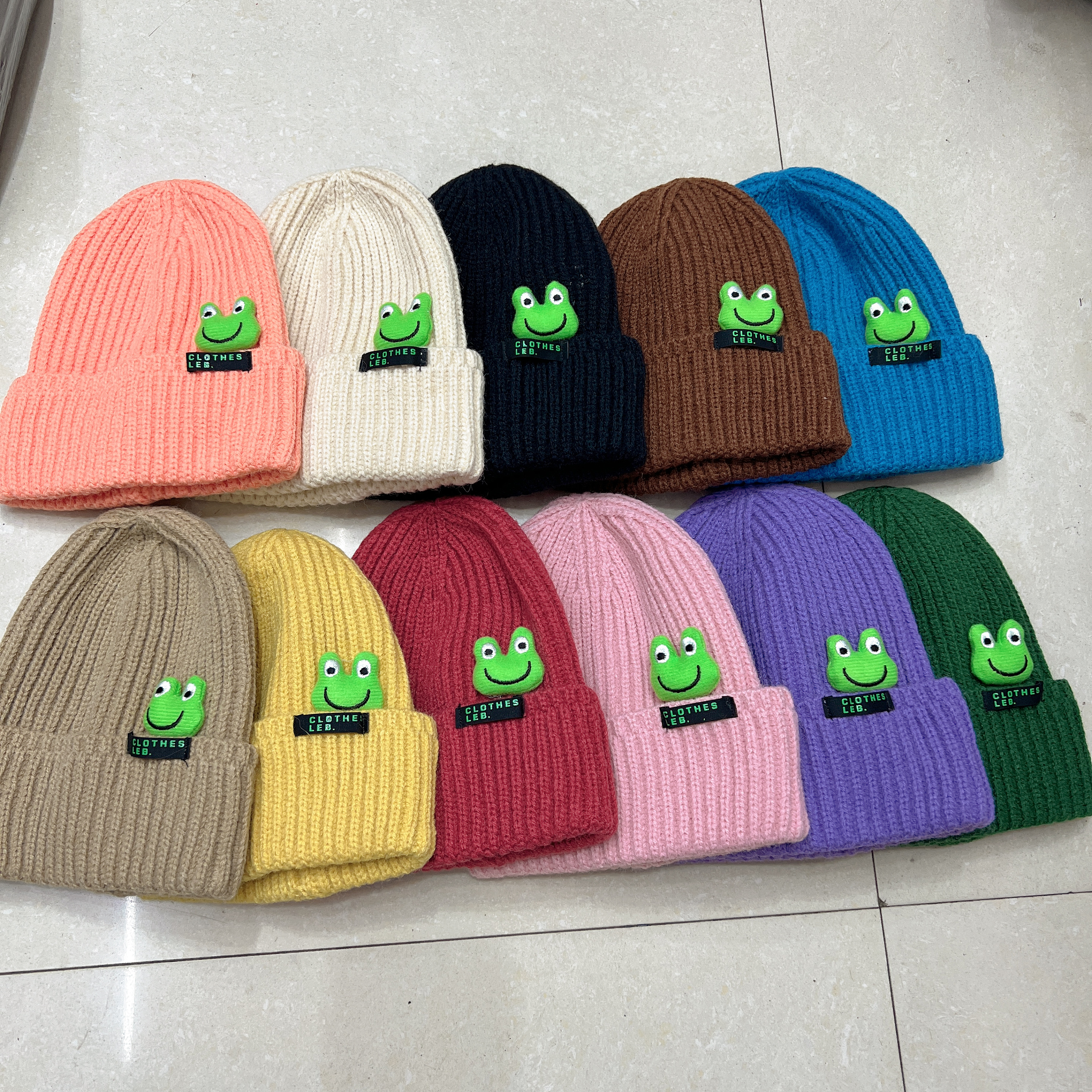 Autumn And Winter New Cartoon Frog Woolen Hat Children Cute Knitted Hat Korean Version Cold Hat Melon Cap Sleeve Hat