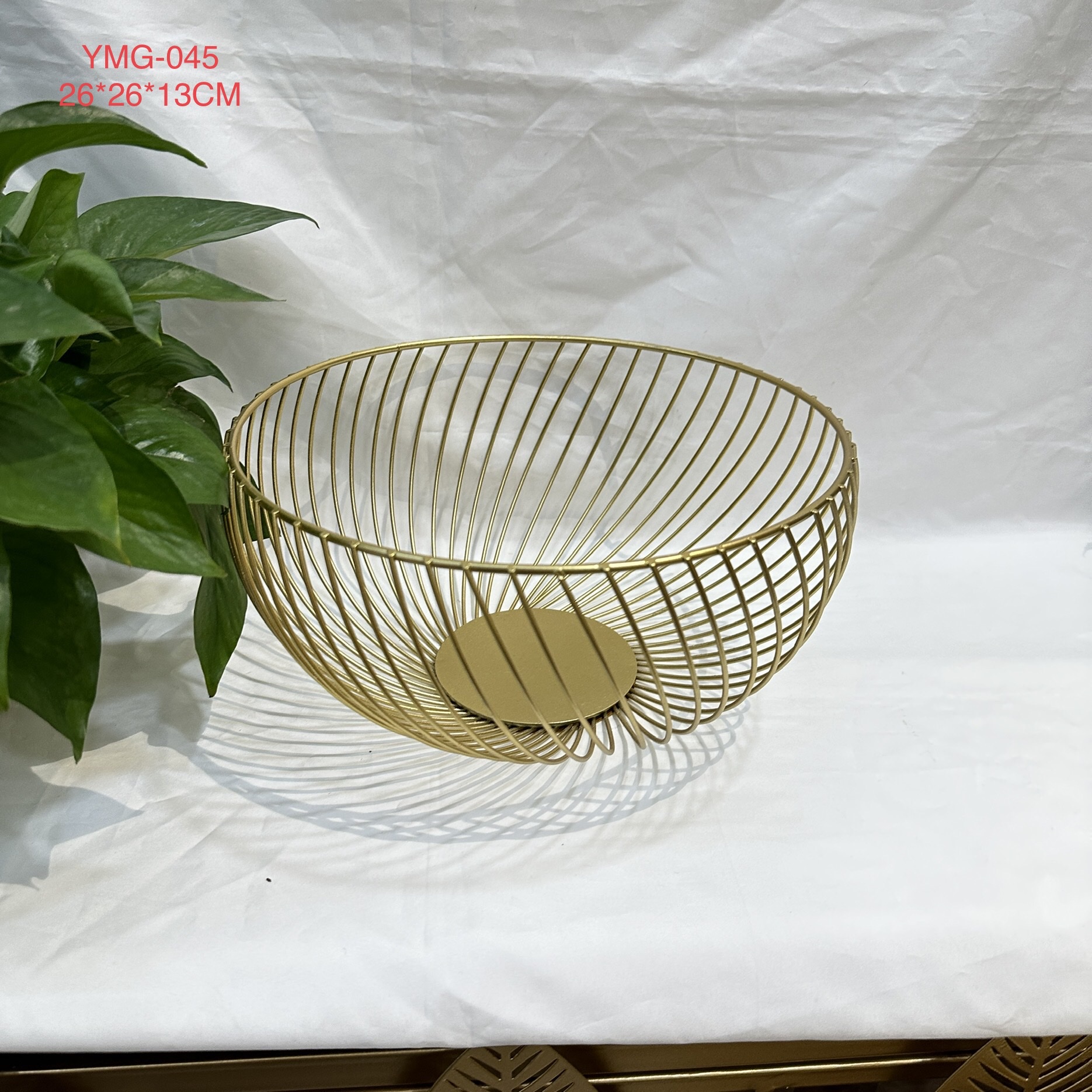 Factory Direct Iron Art Fruit Basin Modern Northern Europe Simple Wind Light Luxury Living Room Home Creative Tea Table Display Gift Gift Exquisite Ins2023 New Storage Iron Art Spray Gold Does Not Rust Item Picture