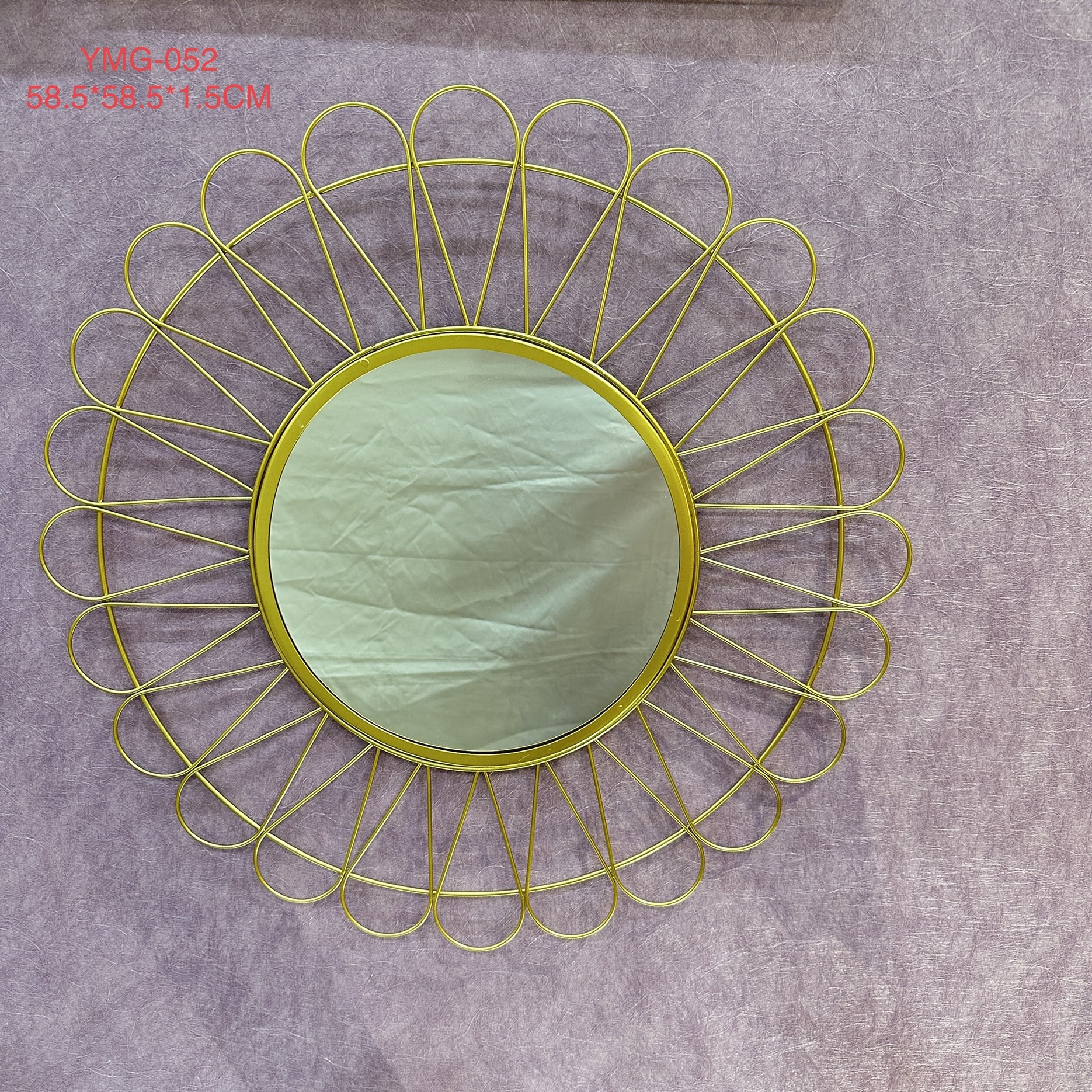 Factory Direct Iron Hanging Mirror Living Room Bedroom Hotel Decoration Round Mirror European Style Gift Gift Nordic Style Exquisite Atmosphere Source Factory Iron Painting Does Not Rust Style Many Application Scenario