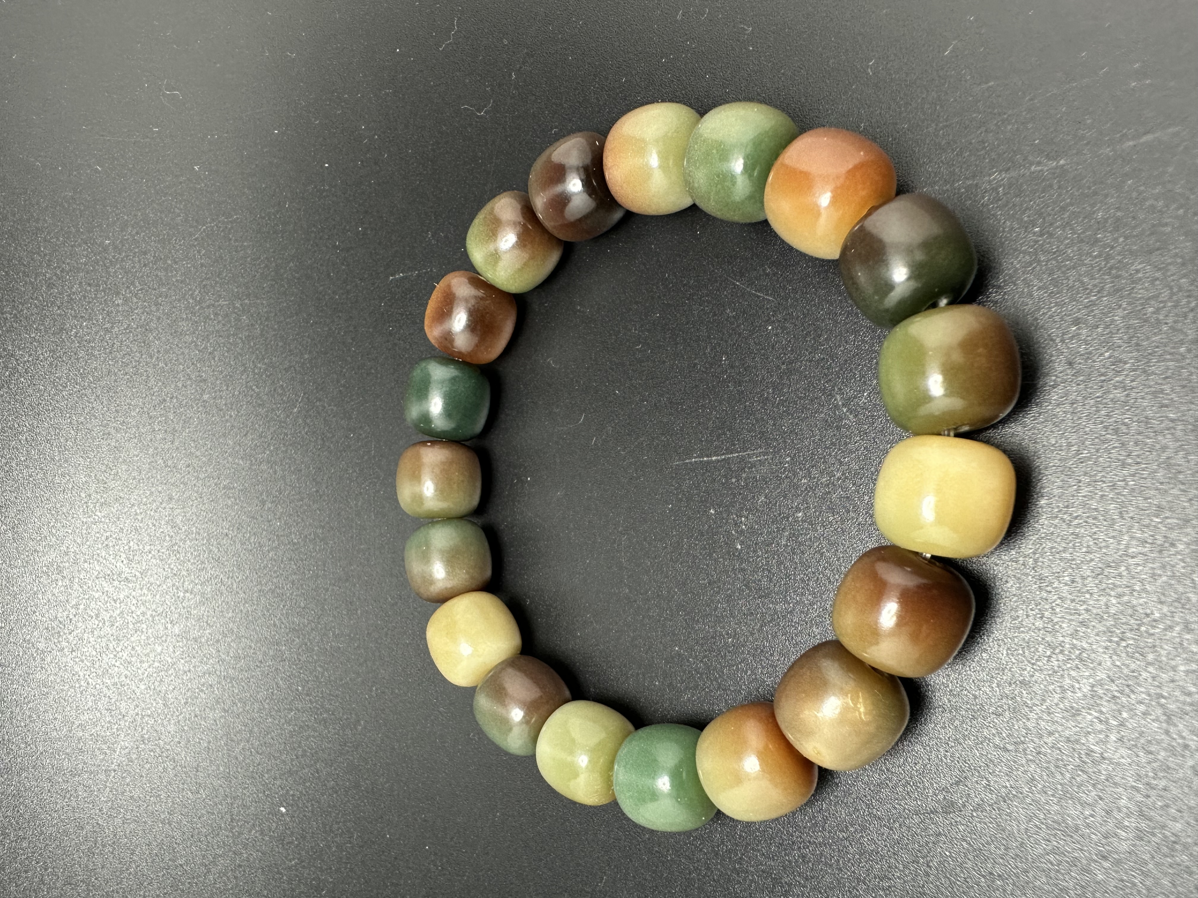 Natural Bodhi Root Dunhuang Hand Beads: Store 8091, Zone D, 3rd Floor, Phase I of Yiwu International Trade City: Xiangyuan Buddhist Beads details Picture