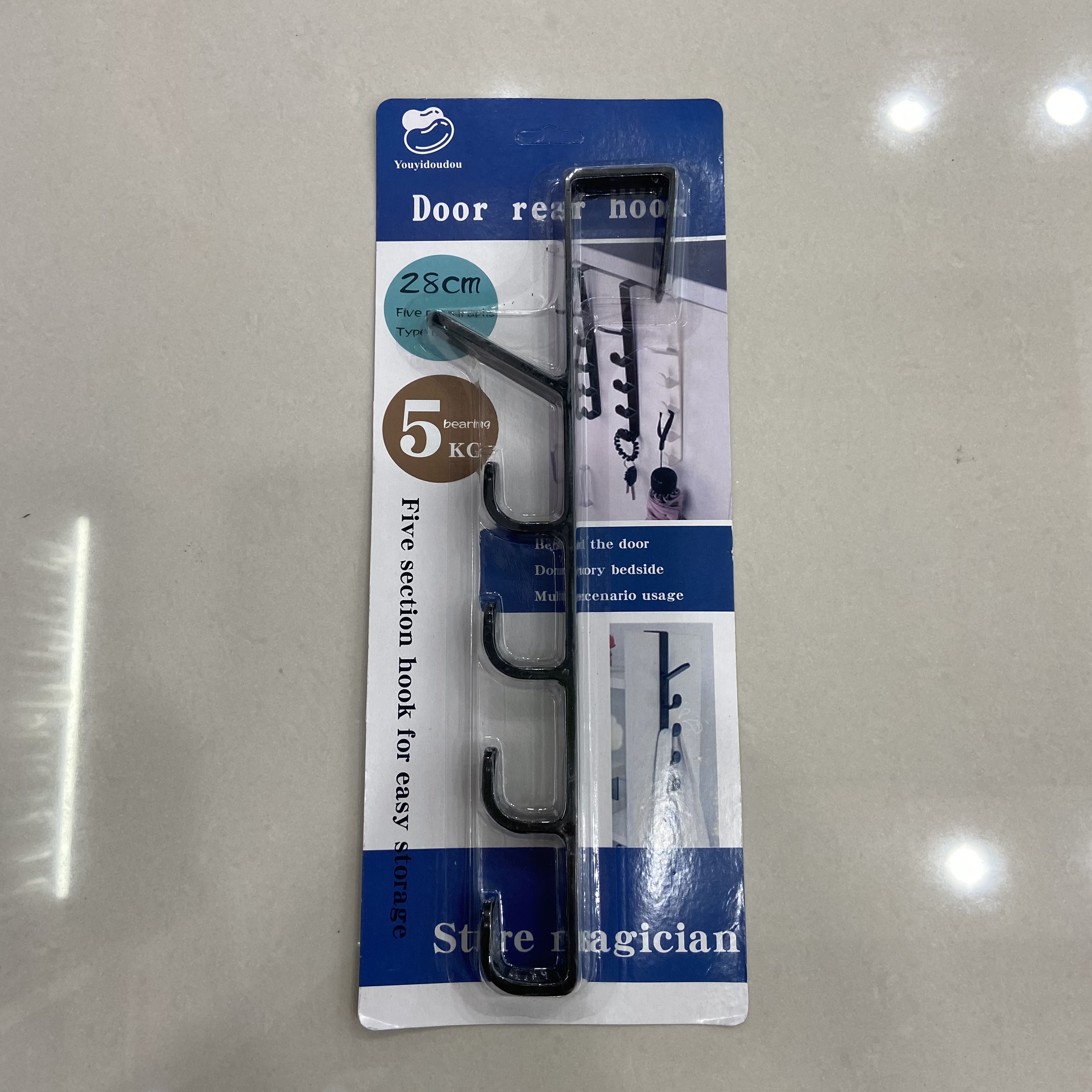 Wardrobe door hooks, no need for drilling at the back of the door, strong clothes hooks for the cabinet behind the door, shopping malls and supermarkets Application Scenario