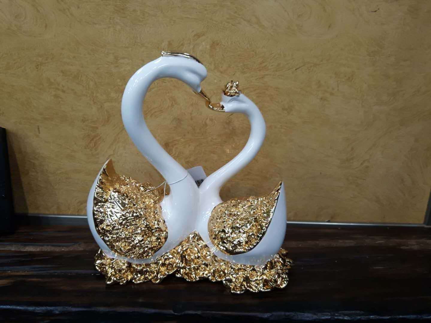 There Are Many Styles Of Swan Plating