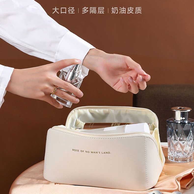 Makeup Bag With Three Separate Layers Specification drawing