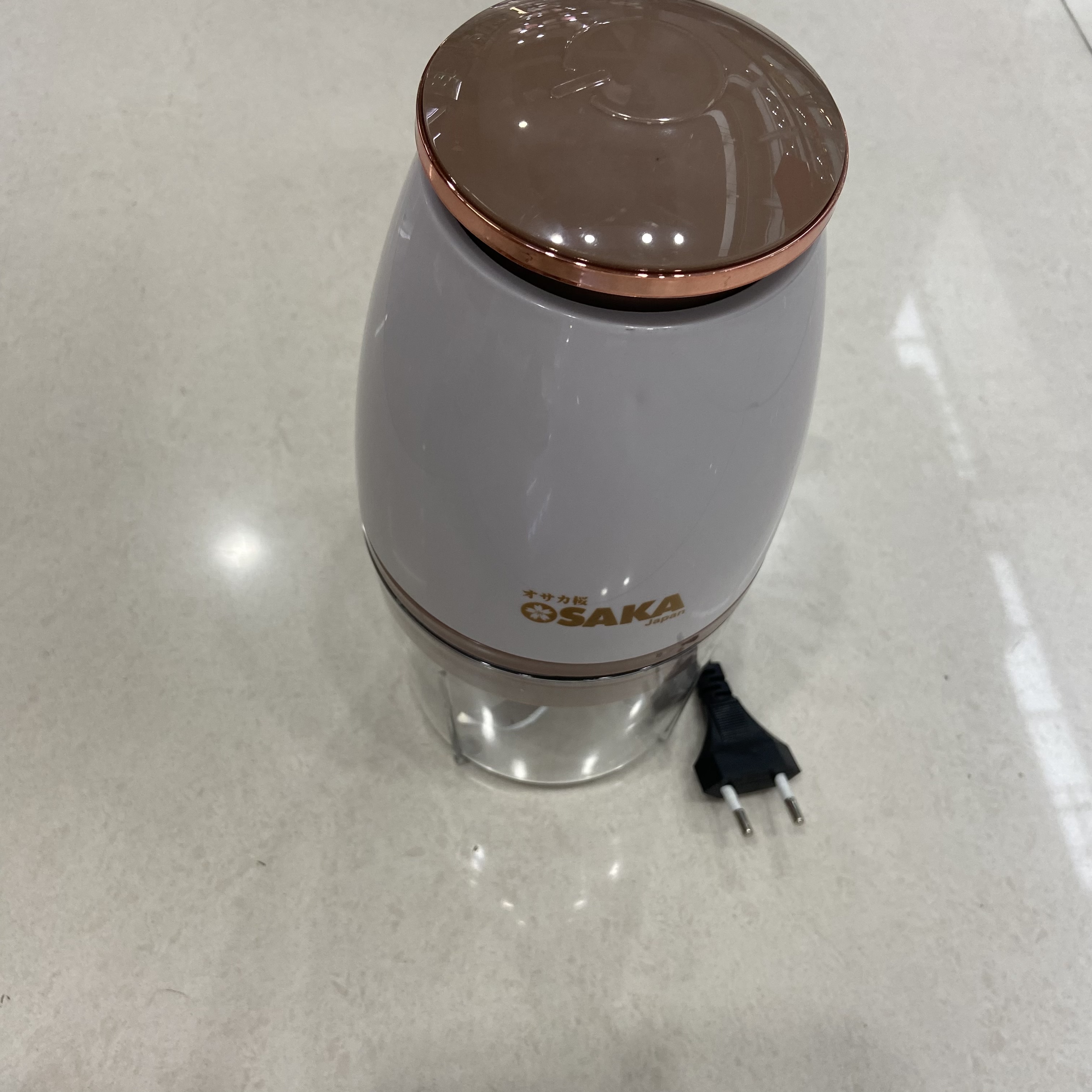 Handheld mini food grinding, juicing, milkshake blender, electric baby complementary food machine Application Scenario