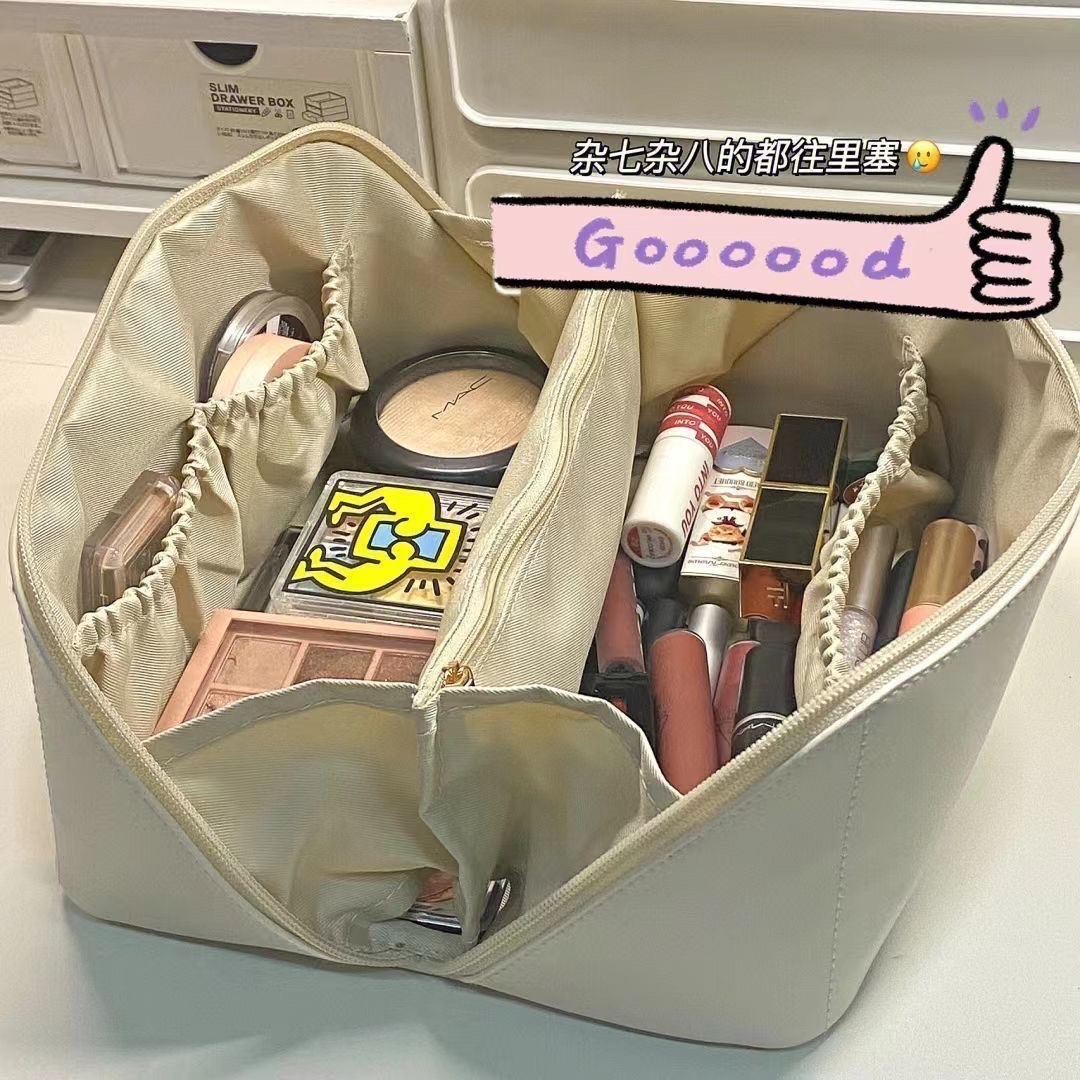 Makeup Bag With Three Separate Layers Application Scenario