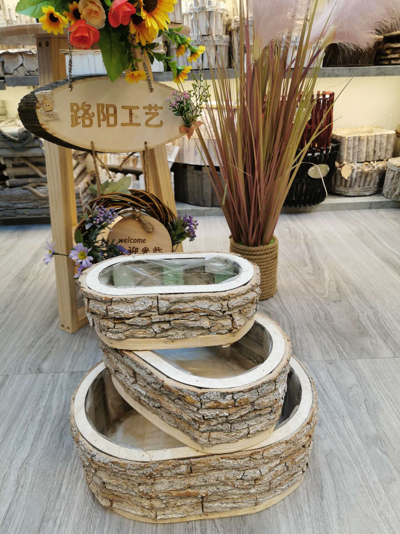Garden Wooden flowerpots S/3 (Set of three) Item Picture