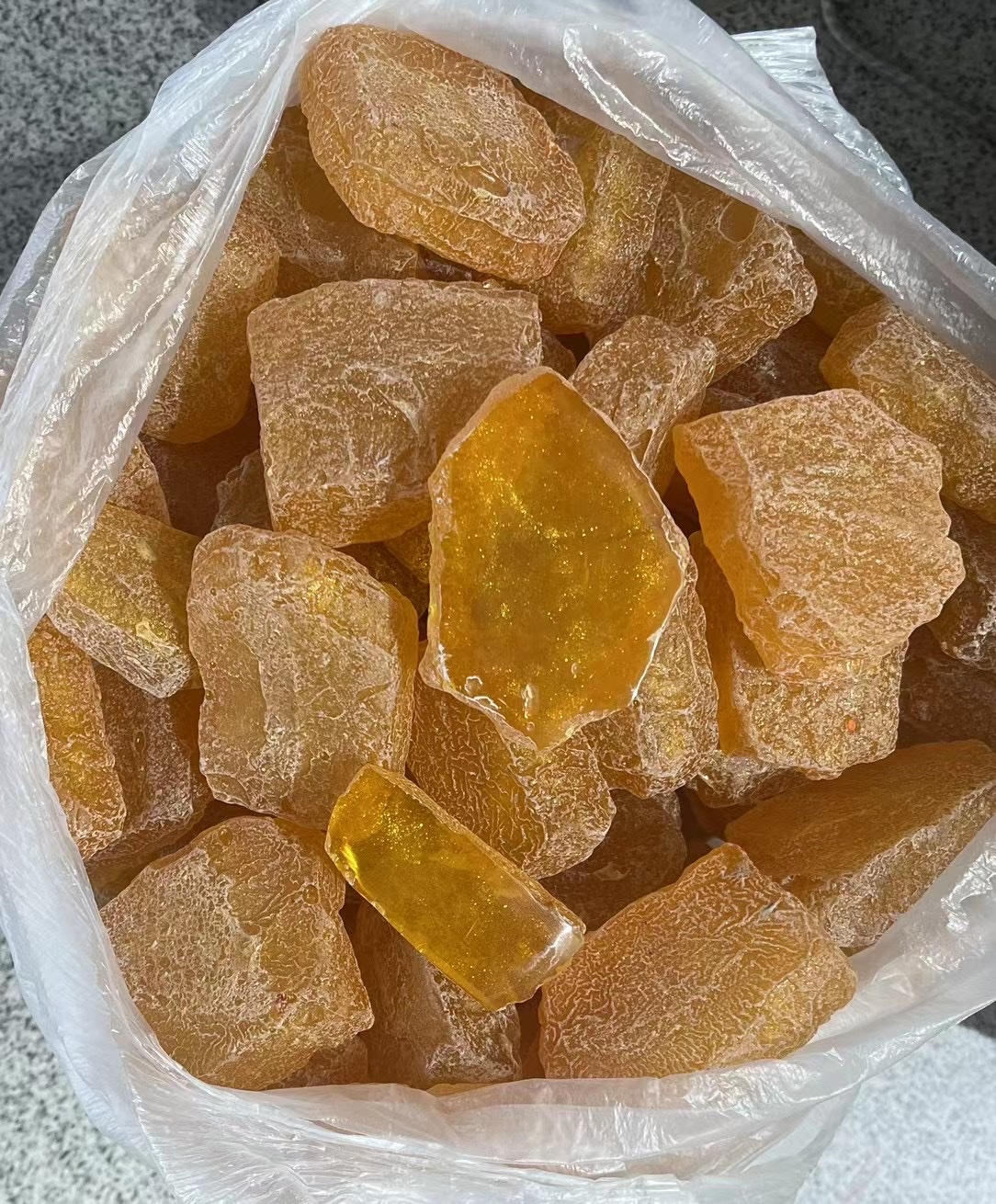 琥珀/蜜蜡/随行原石细节图