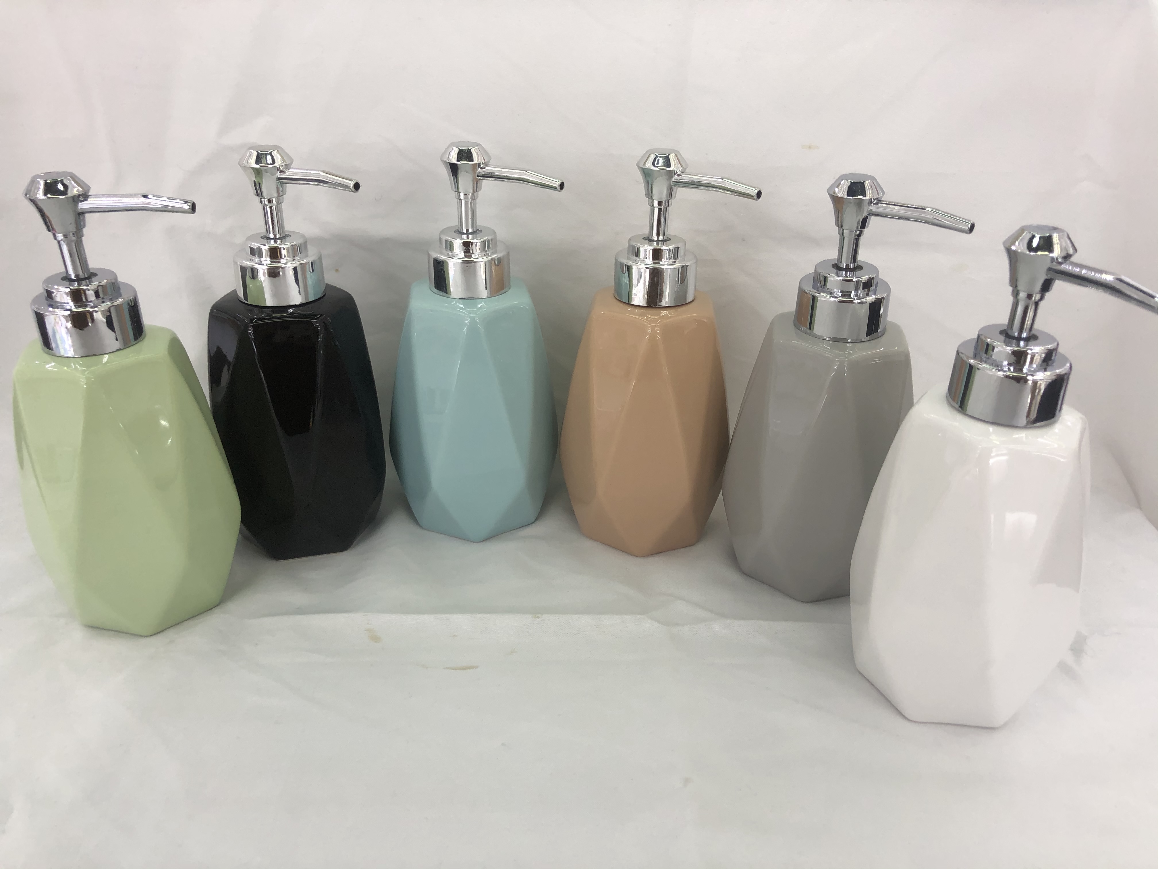 陶瓷洗手液瓶，沐浴瓶6色图