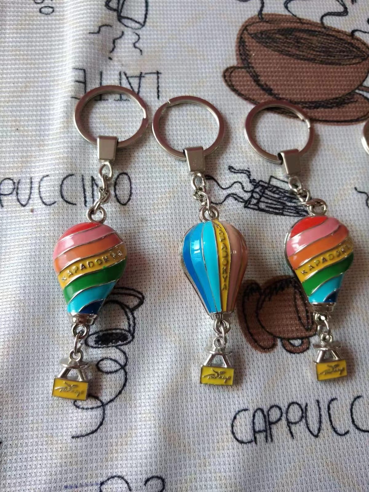Turkish hot air balloon colorful kapadokya keychain small accessories are available for export Specification image