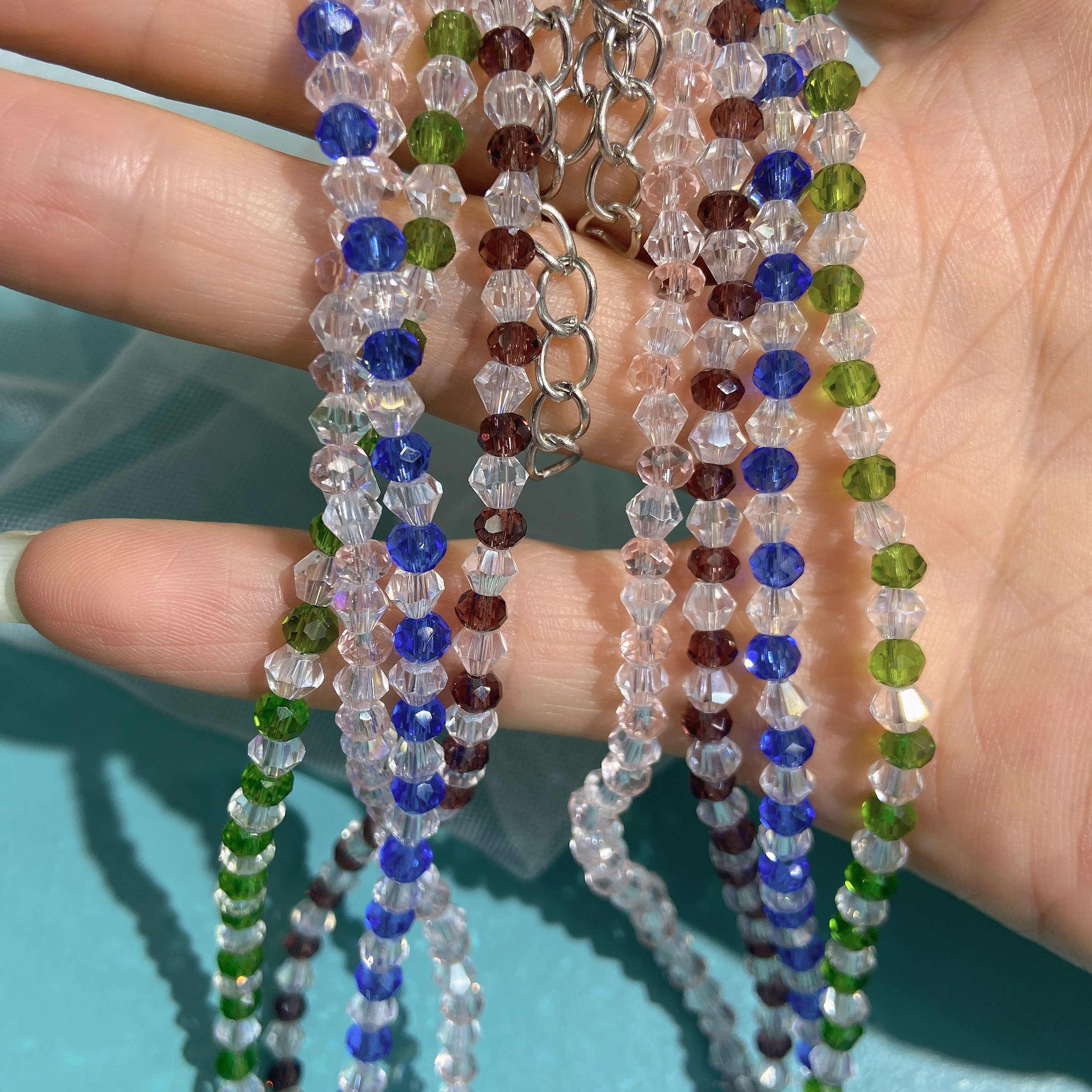 Crystal InS-style beaded necklace in two colors for students, factory direct sale