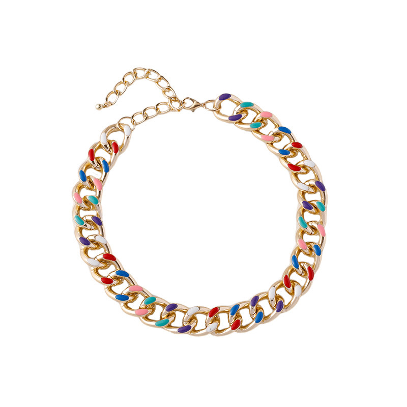 European and American exaggerated aluminum necklace for women, simple and elegant chain, fresh and elegant necklace for women, short chain punk necklace Application Scenario