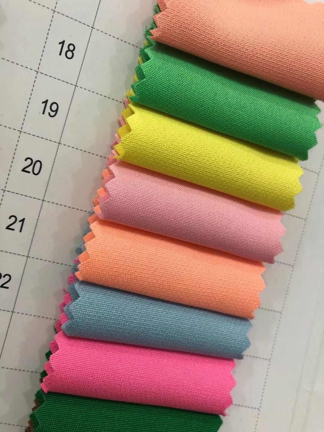 双层四面弹/布细节图