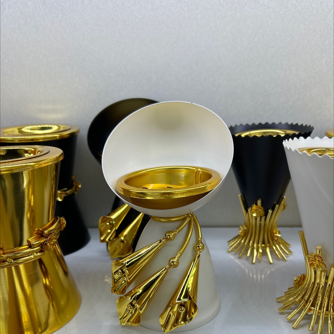 新款彩色铁艺透明礼品盒包装中东香炉，爆款推荐，黑白蓝粉