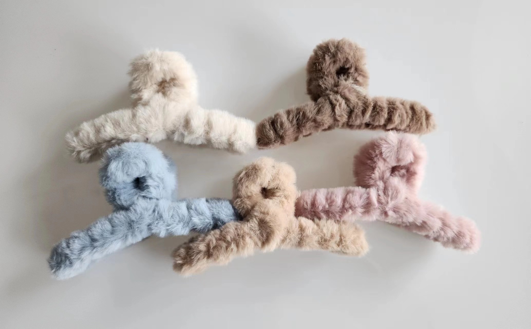 Korean version of plush number grabber