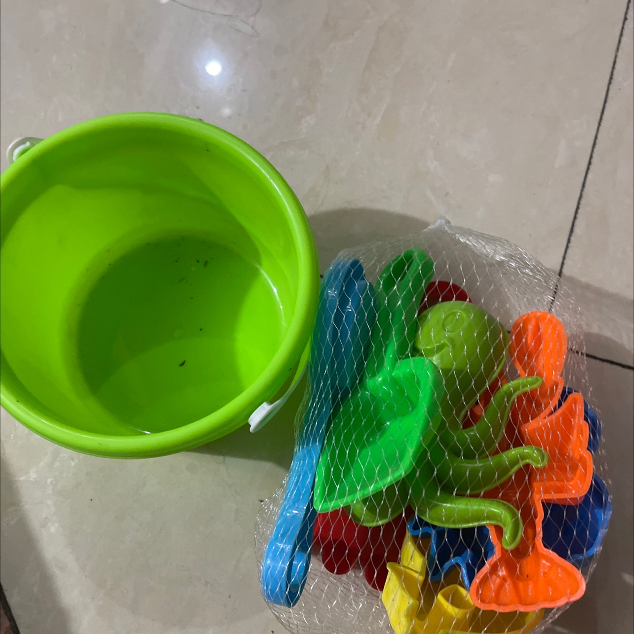 New styles of play house in June 2023. Beach toys. Those who like it can choose to place an order. The delivery time is about one week. w Application Scenario