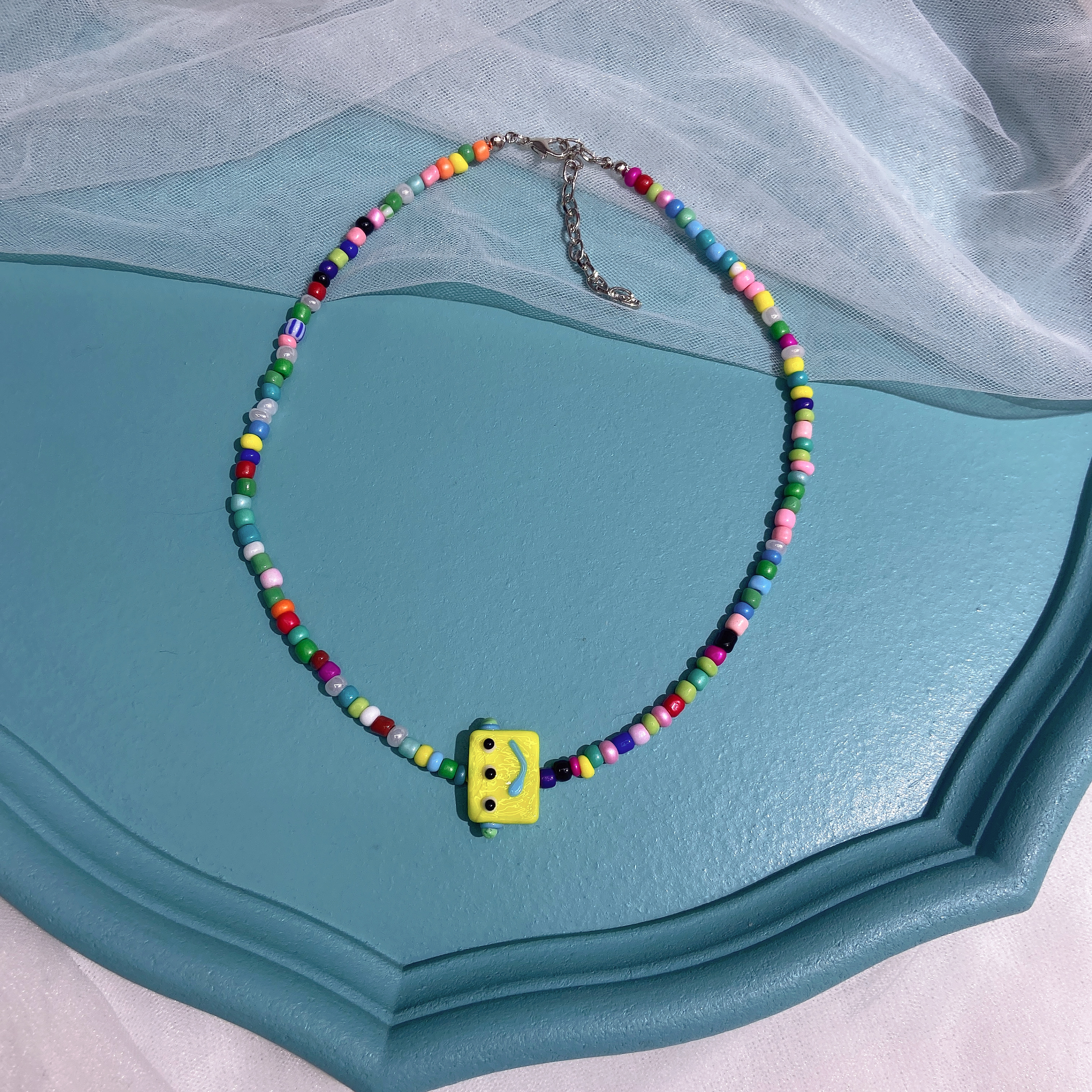 Glazed layered necklaces, colorful necklaces, collarbone chains, trendy handcrafted beading Application Scenario