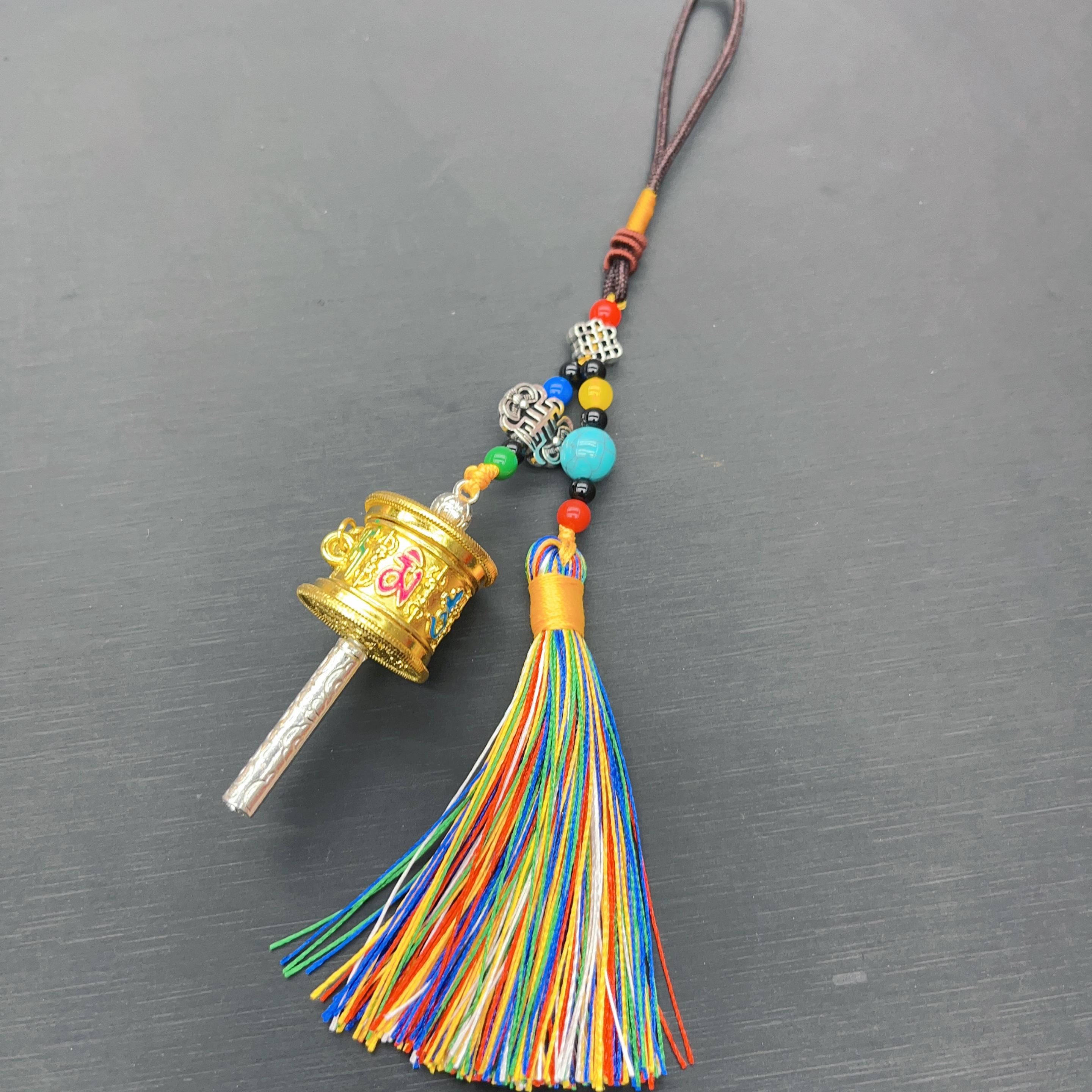 Tibetan-style painted six-character large hand-cranked wheel car pendant, Yongci handicrafts Application Scenario