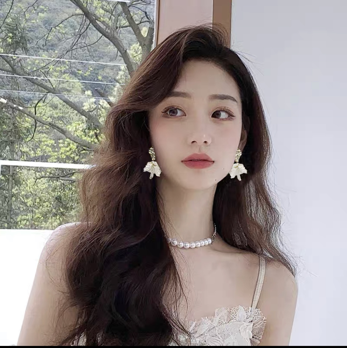 Korean Fashion Fairy Temperament Light Luxury Design Earrings Fate Season Application Scenario