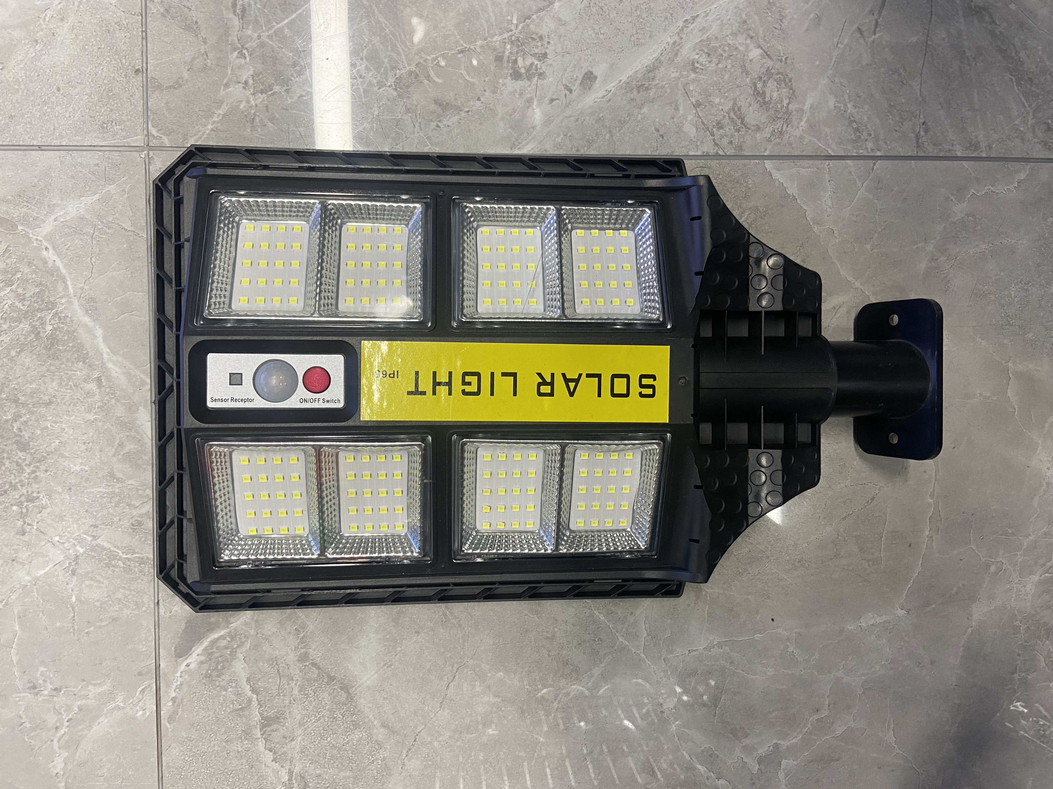 G-350/200W-B太阳能灯 光控+人体感应+遥控