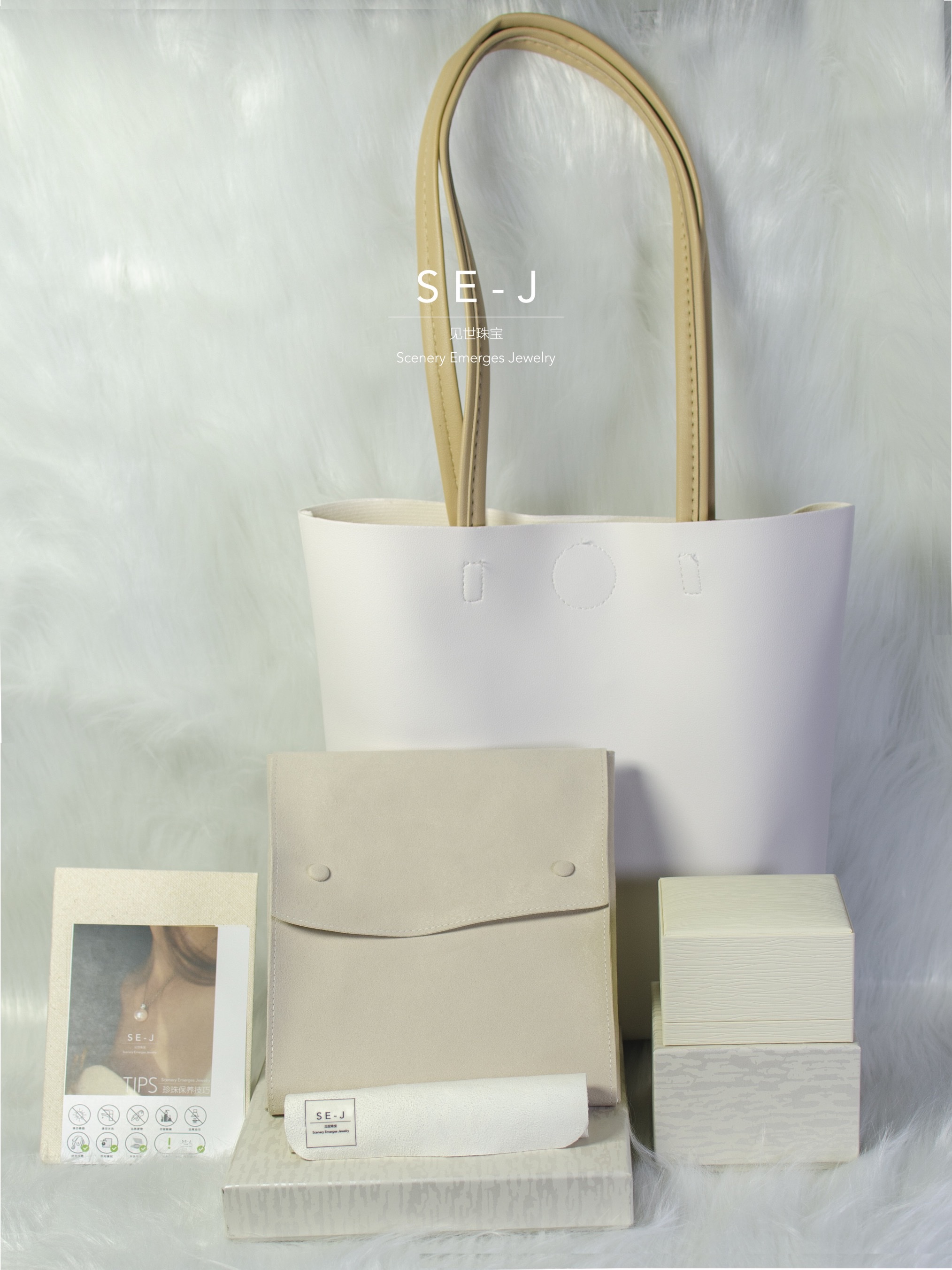 A new, light luxury Korean version with a star-style chopstick pearl necklace and balance beam in 18K gold, designed by a designer Application Scenario