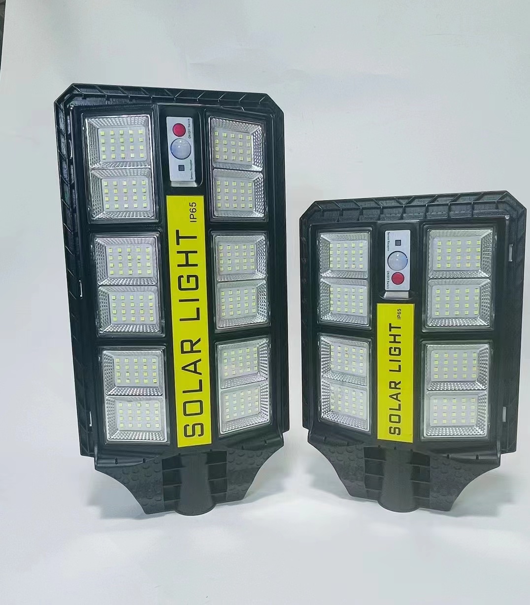 太阳能路灯/户外/人体感应产品图