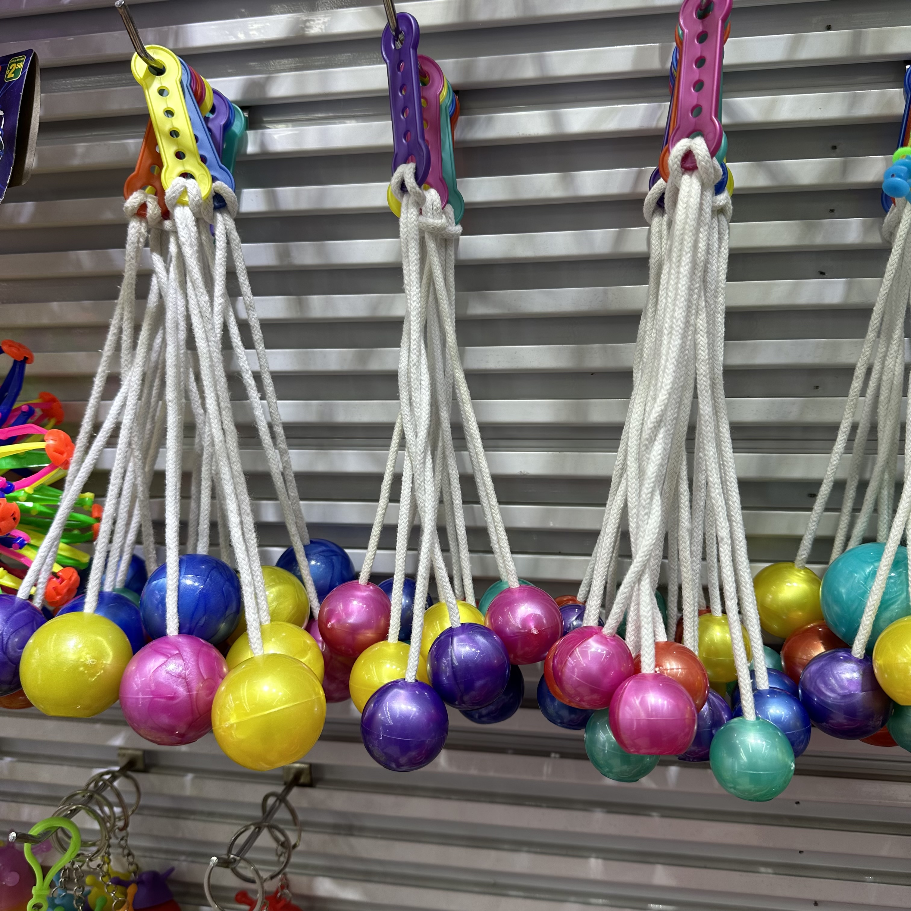 Cross border decompression Traditional nostalgic Dada ball Touch ball with light decompression swinging ball lato decompression