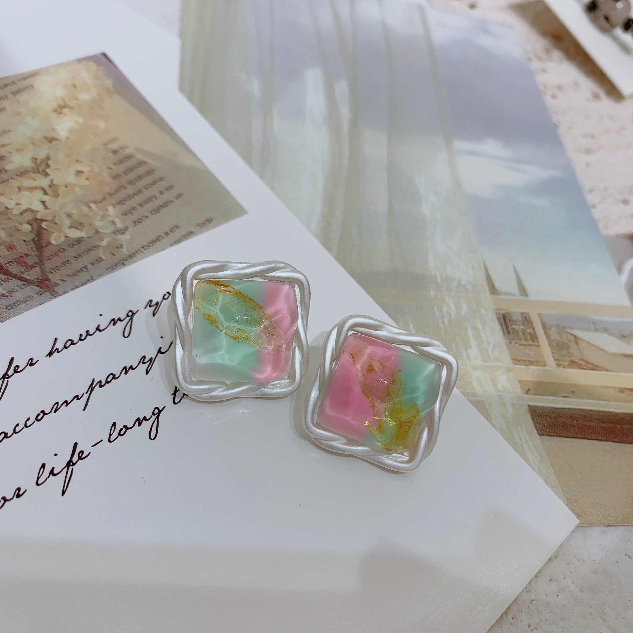 撞色/树脂彩色/耳钉细节图