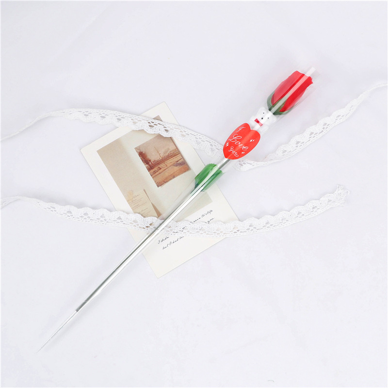 单只玫瑰花细节图