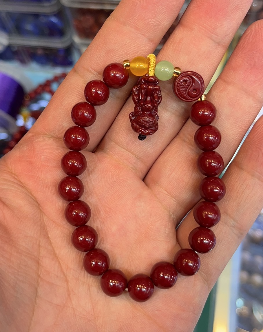 Cinnabar bracelet Application Scenario