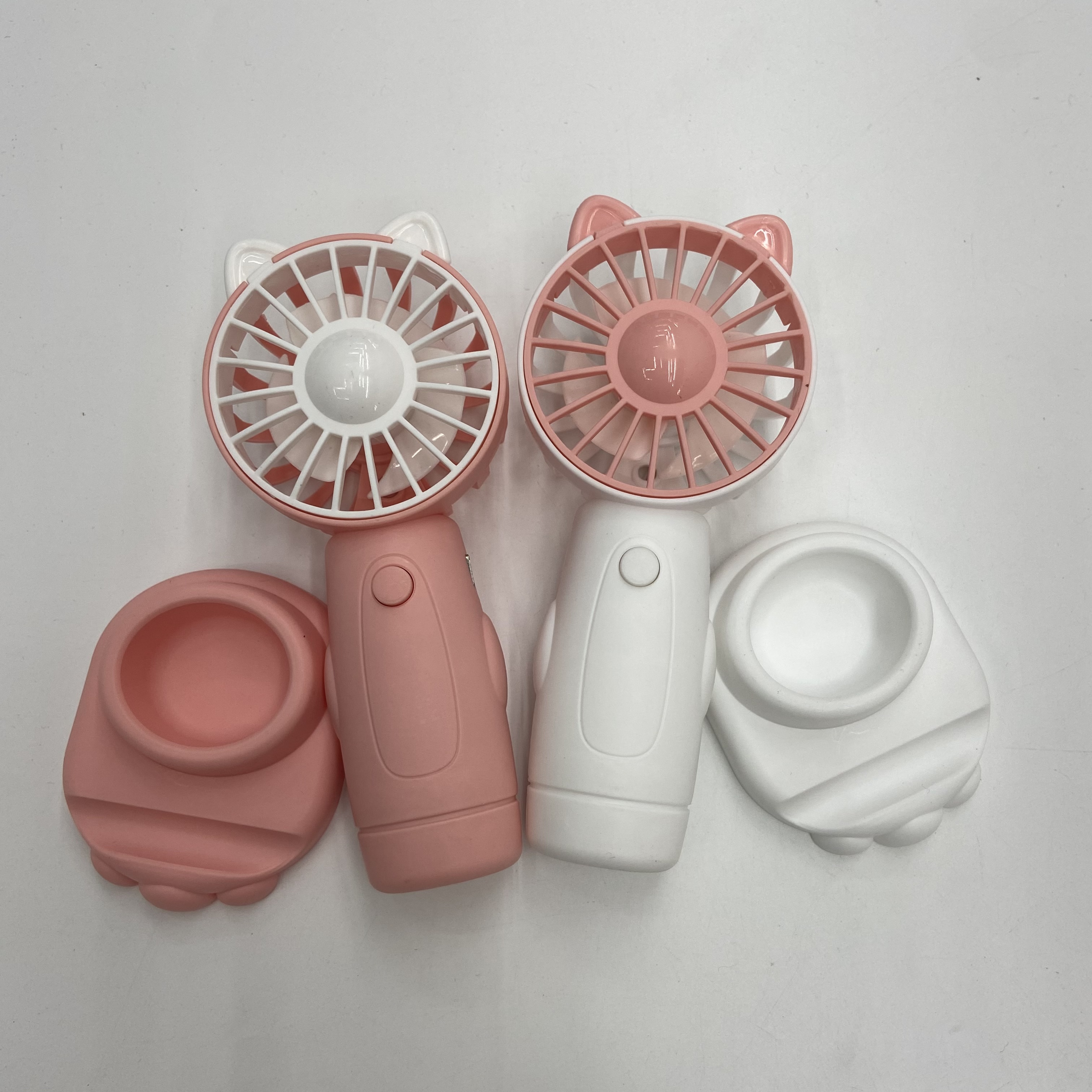 Mini desktop fan, portable USB charging, summer outdoor phone stand, cartoon handheld fan charging model Application Scenario