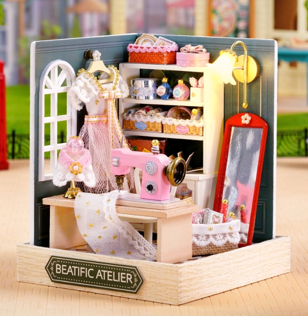 For fifteen years, we have been the general agent for QT-45 delicious candy DIY wooden puzzles with lights. Our store mainly deals in DIY puzzles, 3D puzzles, flat puzzles, metal puzzles, etc. The price is 1 Application Scenario